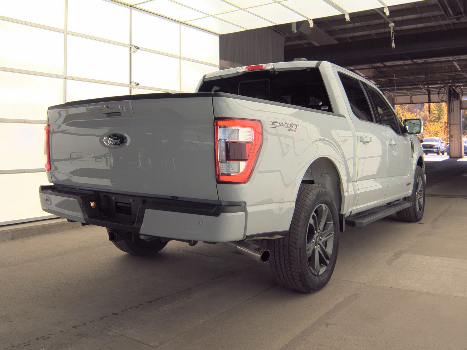 2023 Ford F-150 Hybrid Lariat AWD