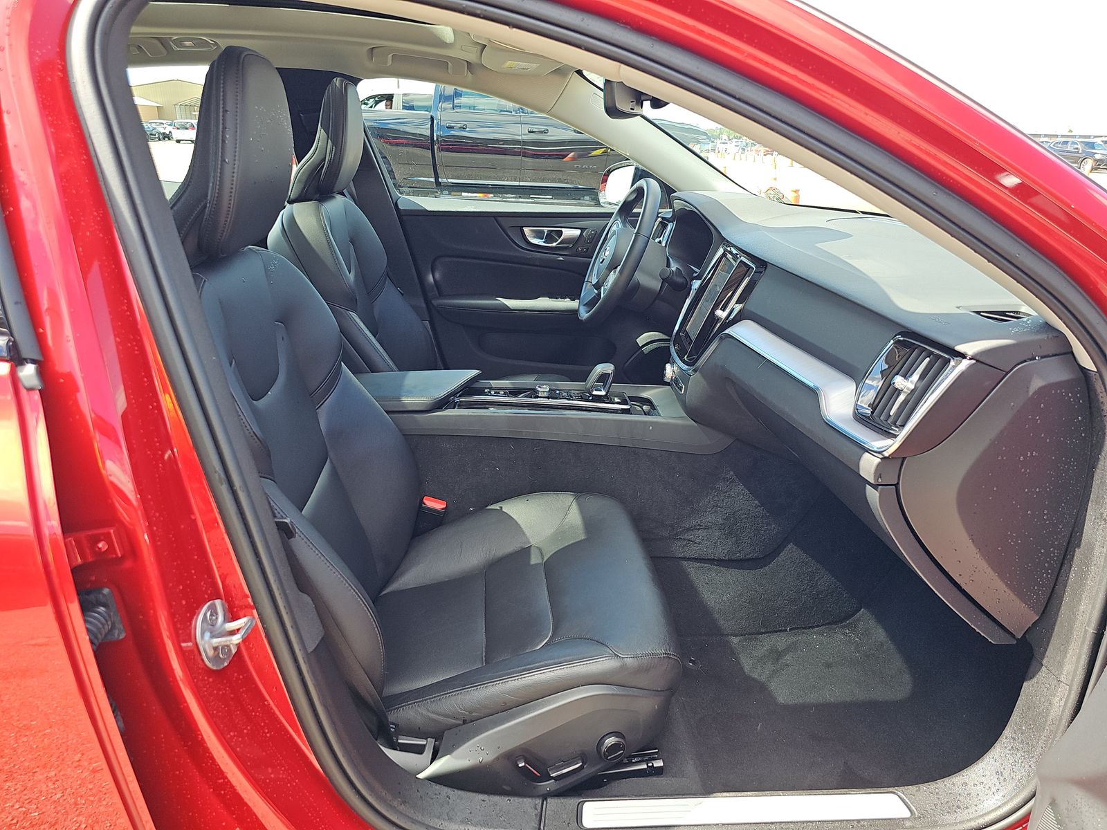 2024 Volvo S60 B5 Core FWD