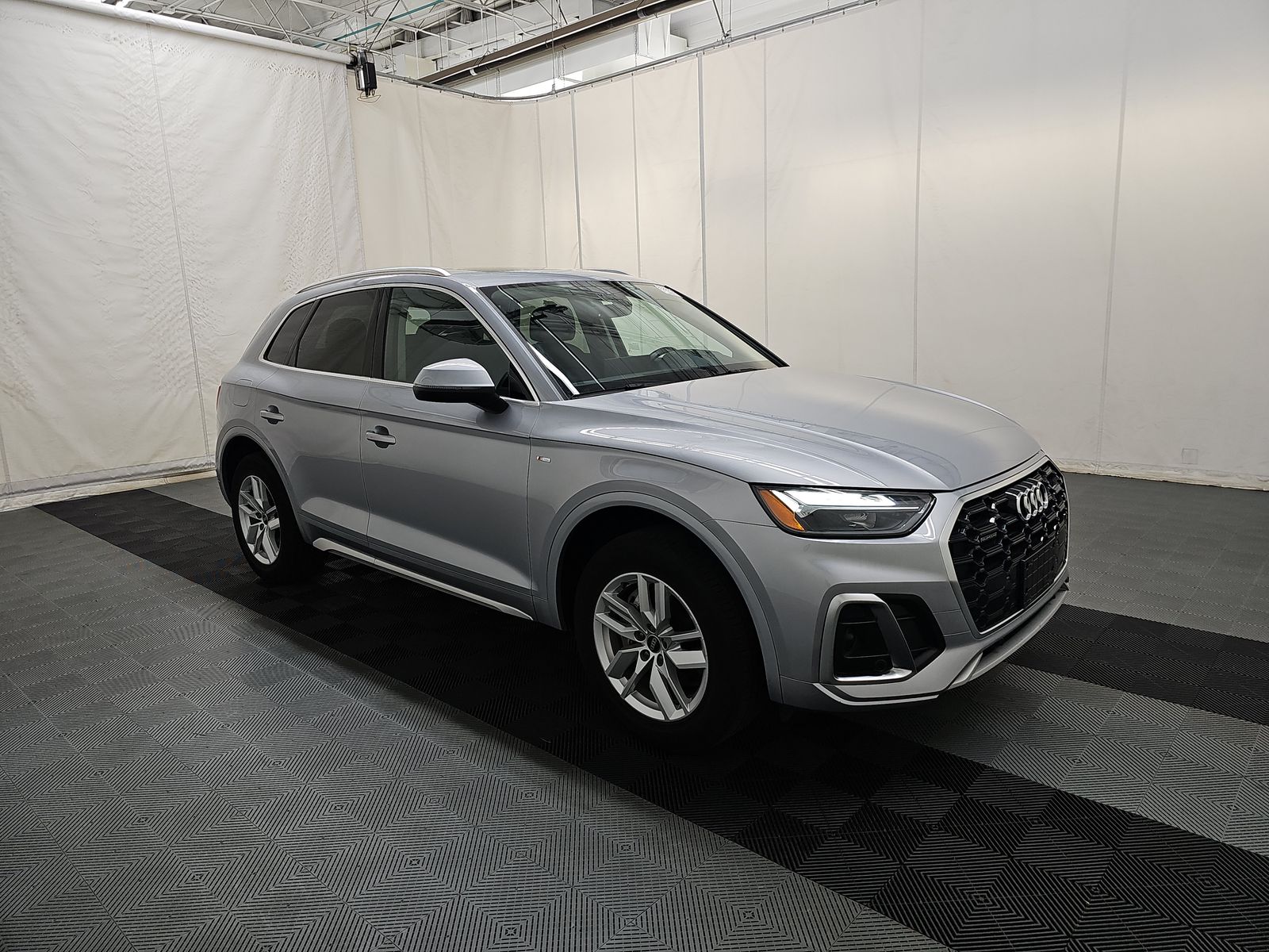 2023 Audi Q5 S line Premium AWD