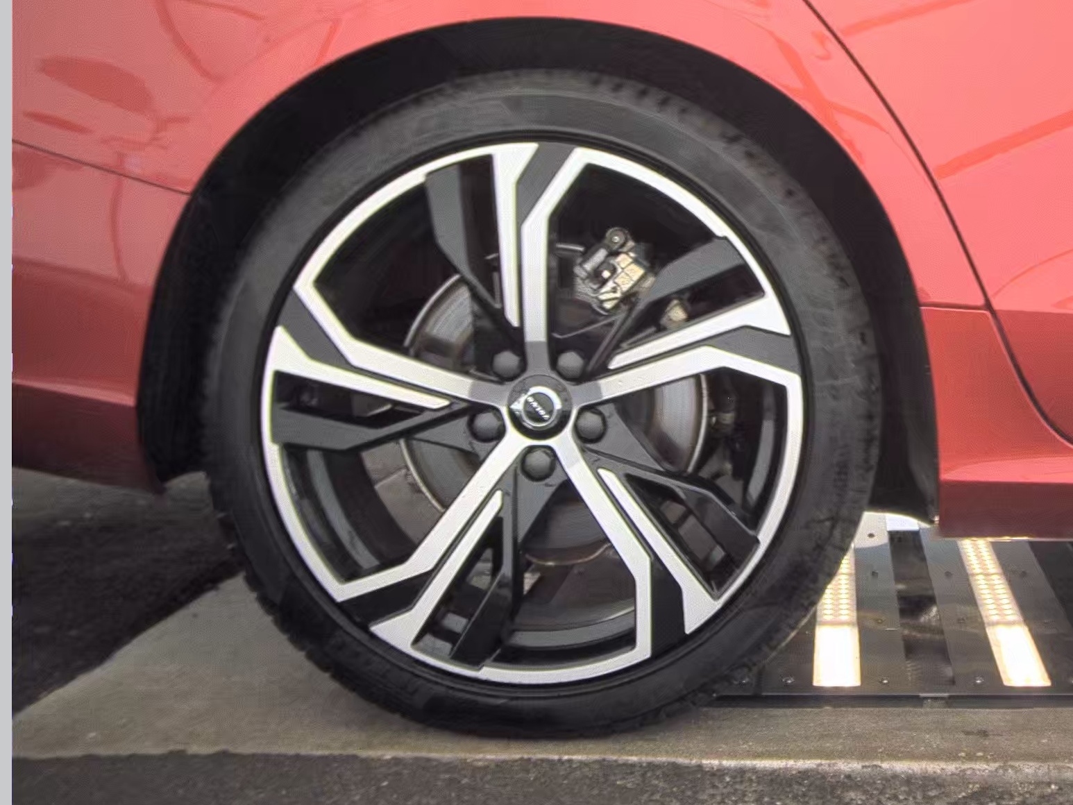 2024 Volvo S60 B5 Core FWD