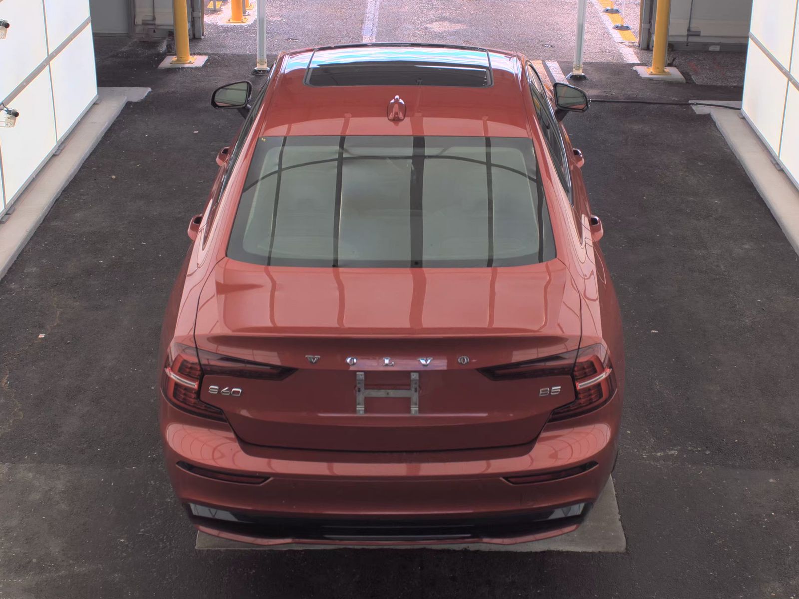 2024 Volvo S60 B5 Core FWD