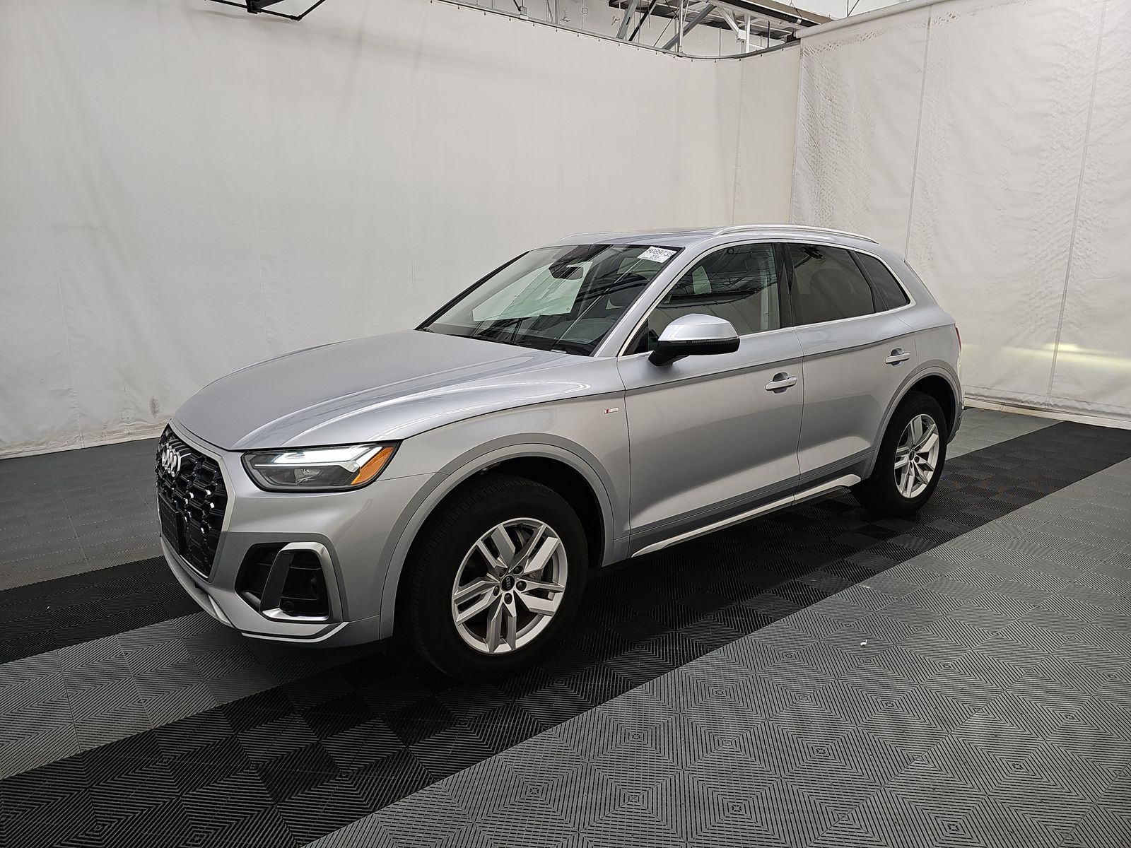 2023 Audi Q5 S line Premium AWD