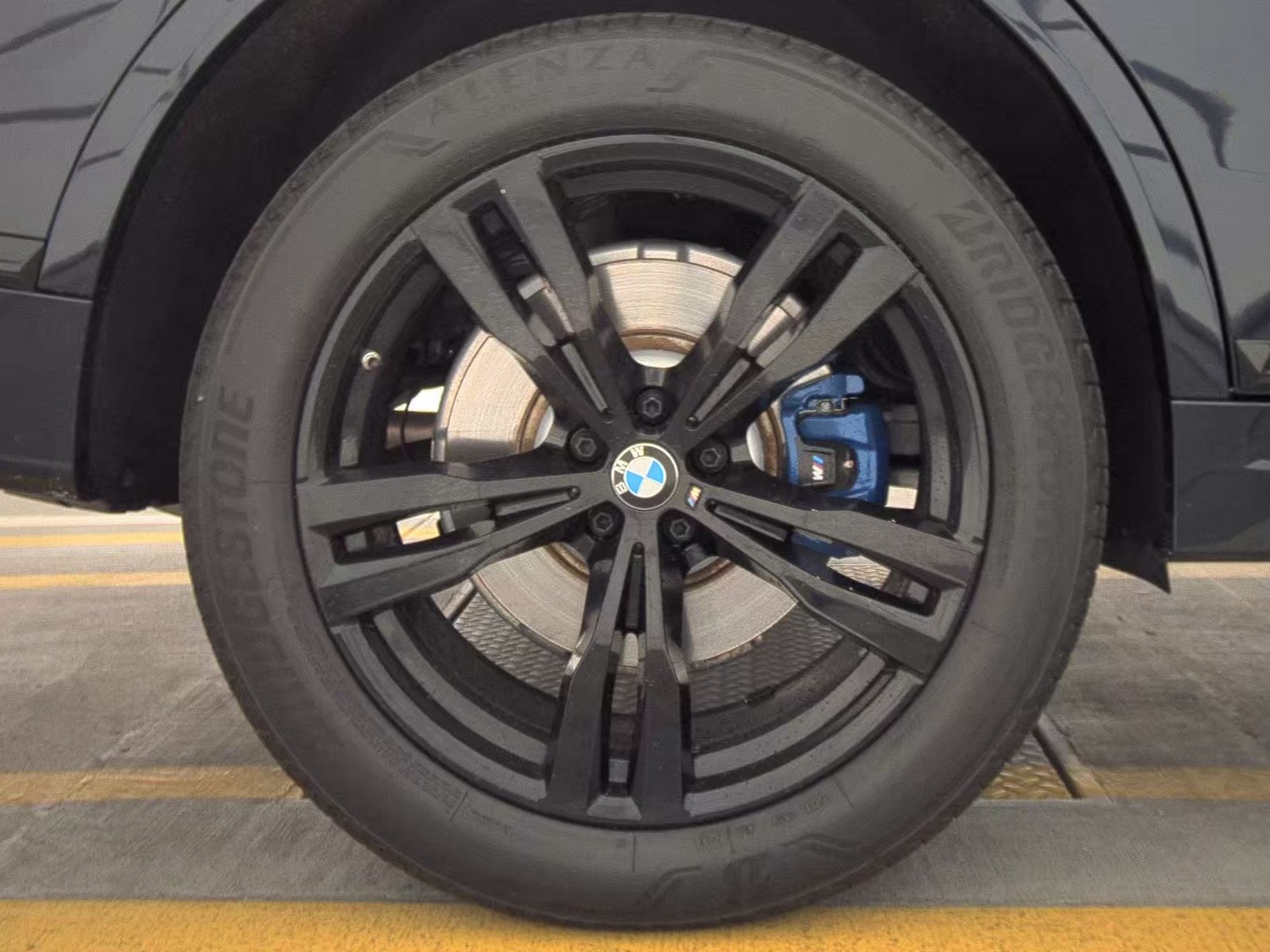 2024 BMW X7 xDrive40i AWD