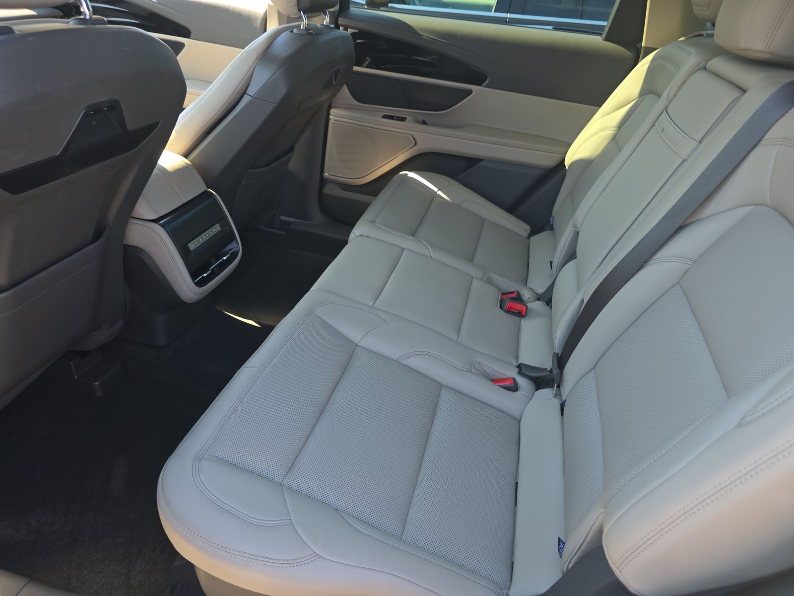 2024 Lincoln Nautilus Premiere AWD