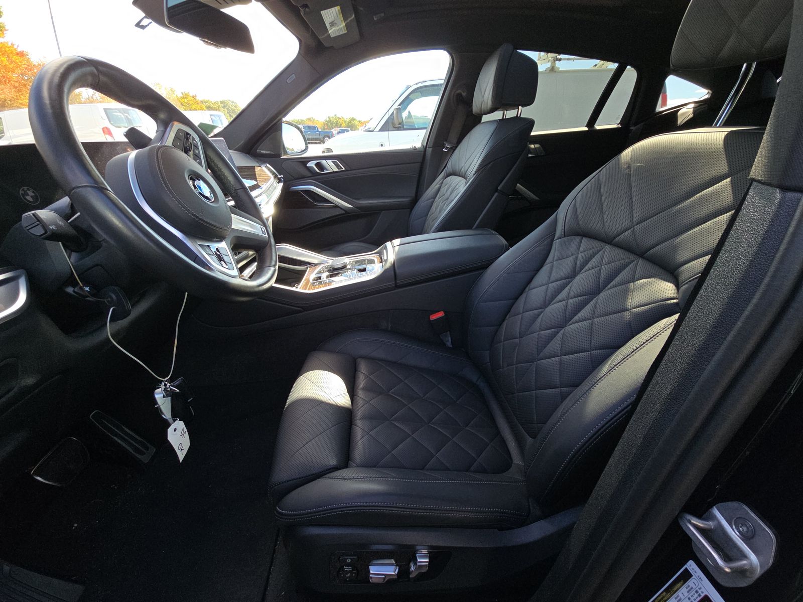 2025 BMW X6 xDrive40i AWD