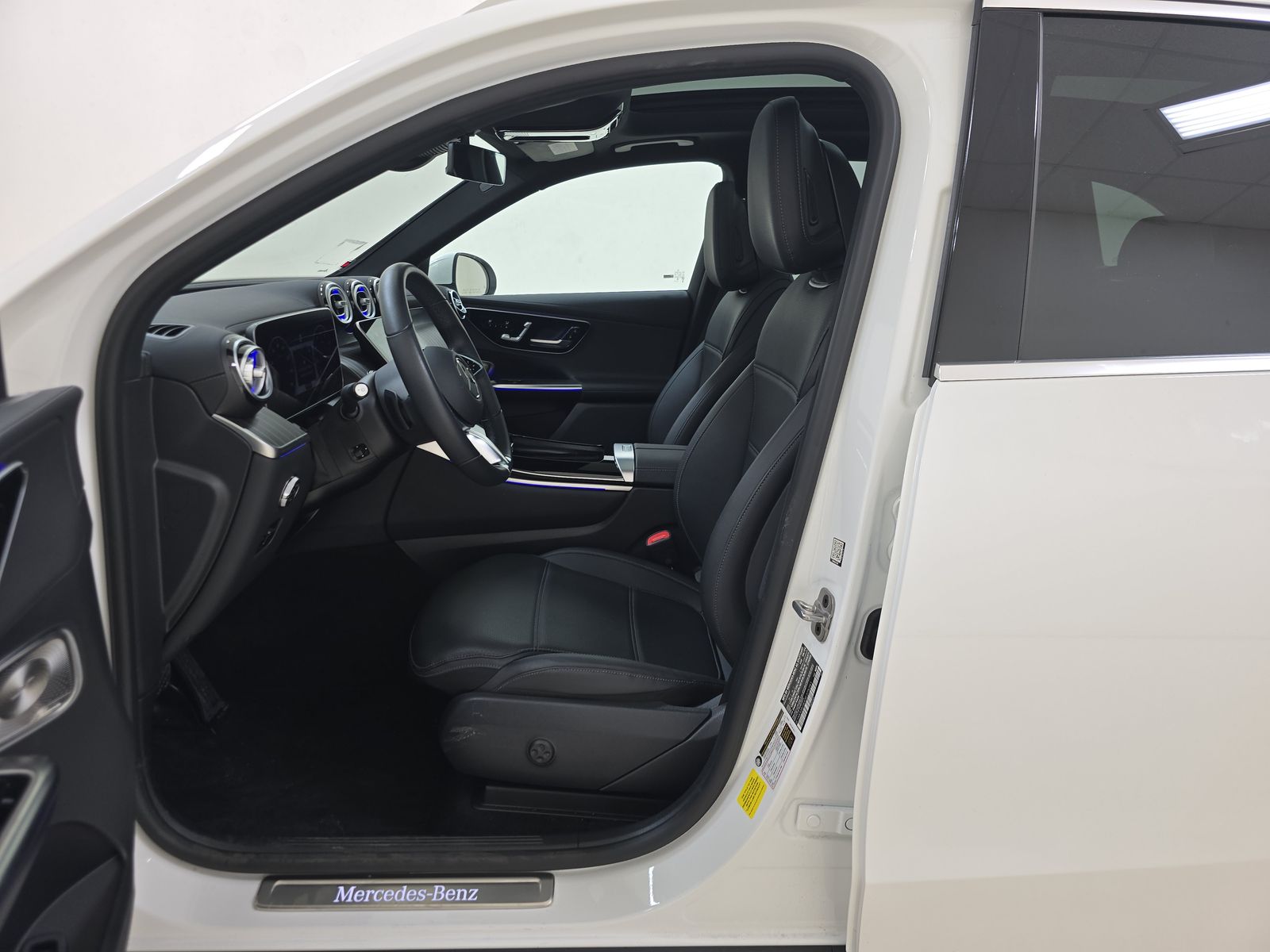 2025 Mercedes-Benz GLC GLC 300 RWD