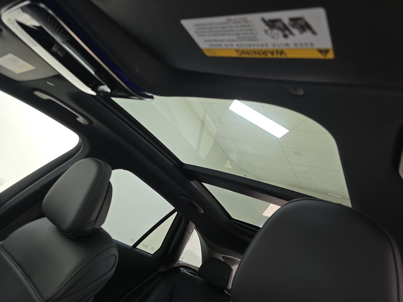 2025 Mercedes-Benz GLC GLC 300 RWD