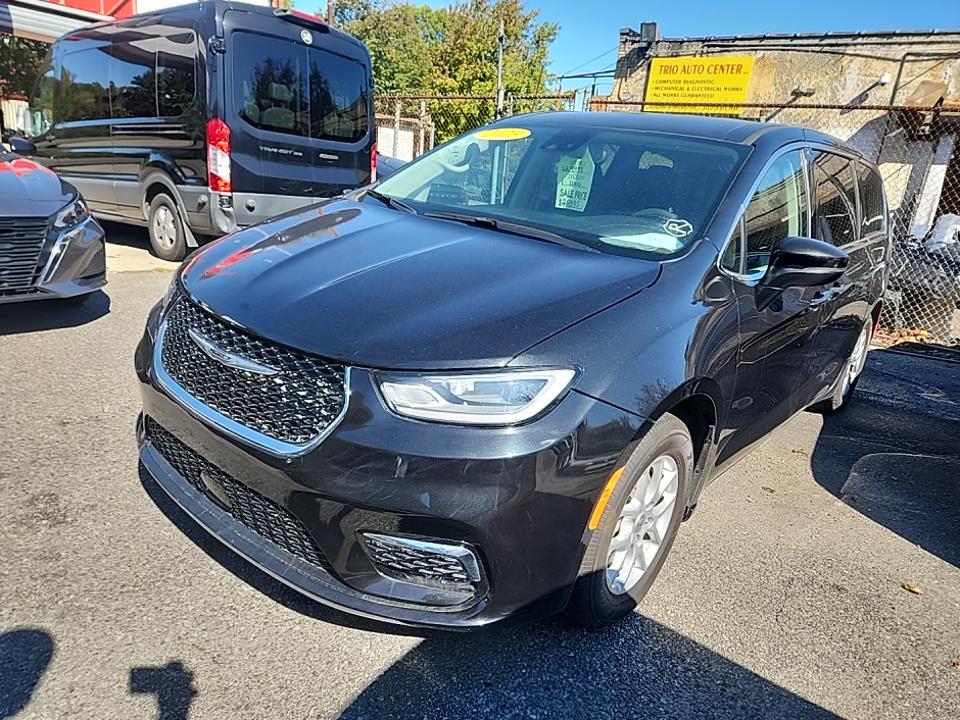 2023 Chrysler Pacifica Touring L FWD