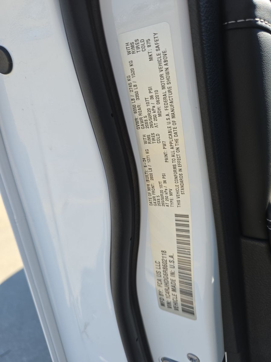 2024 Jeep Grand Cherokee Overland AWD