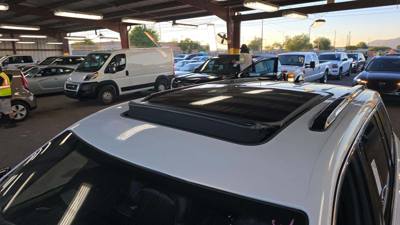 2023 Jeep Grand Cherokee Overland AWD