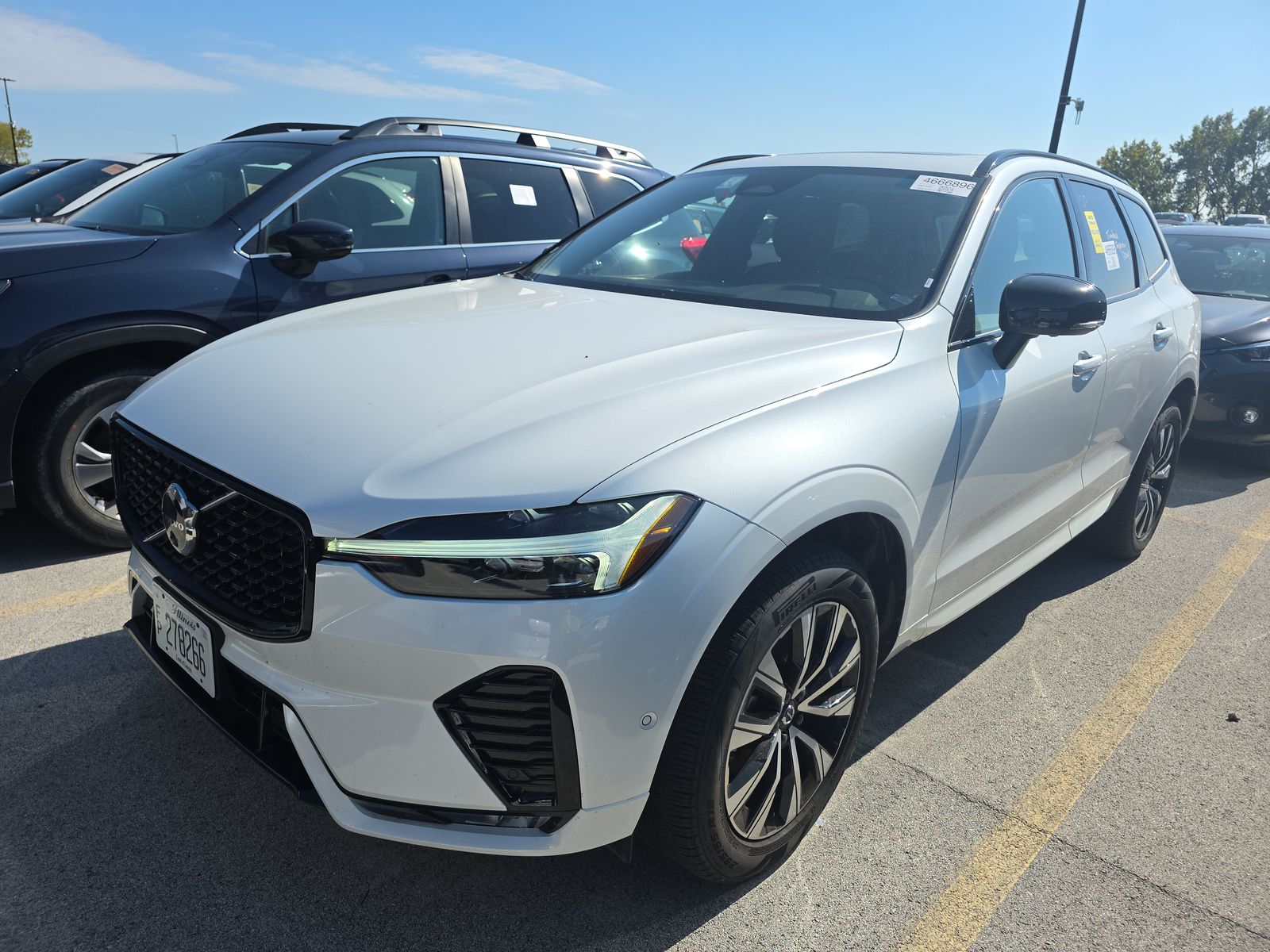 2025 Volvo XC60 B5 Plus AWD