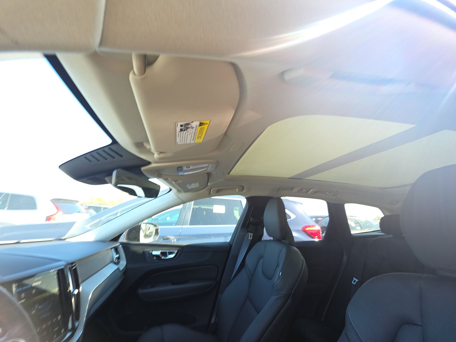 2025 Volvo XC60 B5 Plus AWD