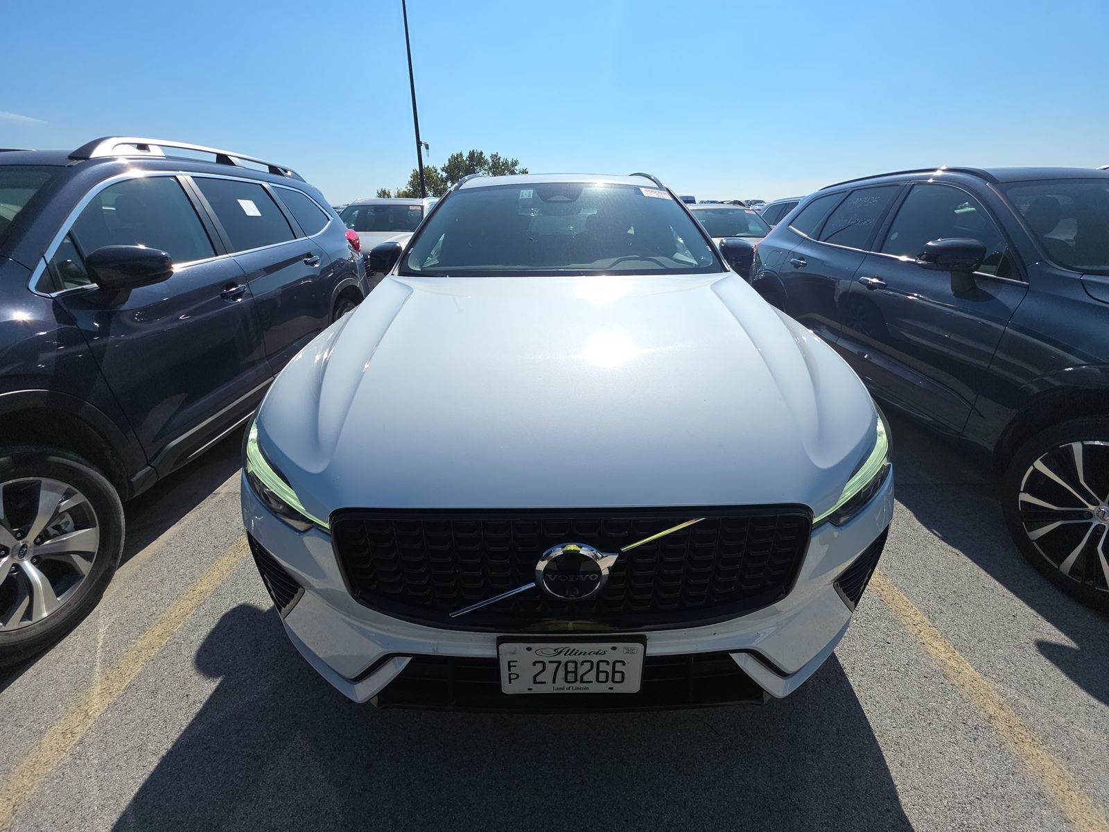 2025 Volvo XC60 B5 Plus AWD