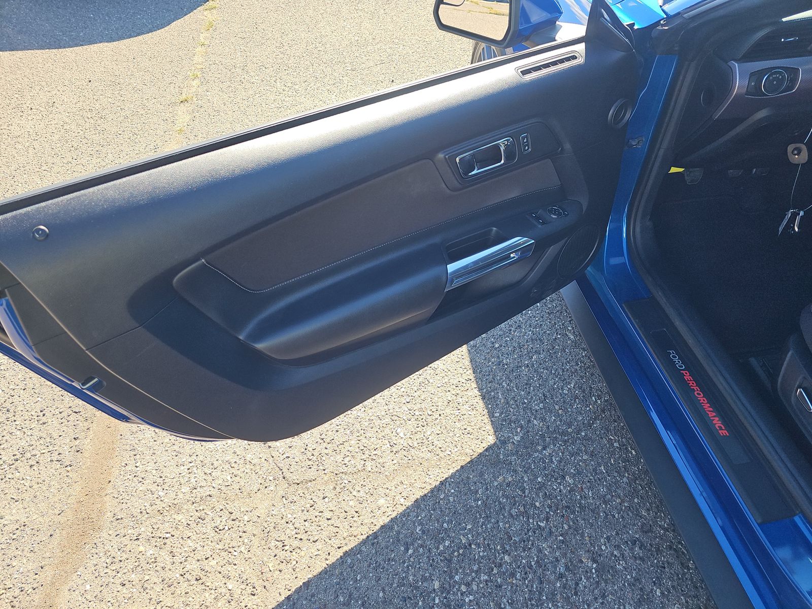 2017 Ford Mustang GT RWD