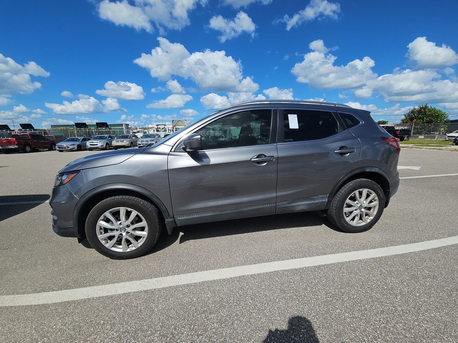 2020 Nissan Rogue Sport SV FWD