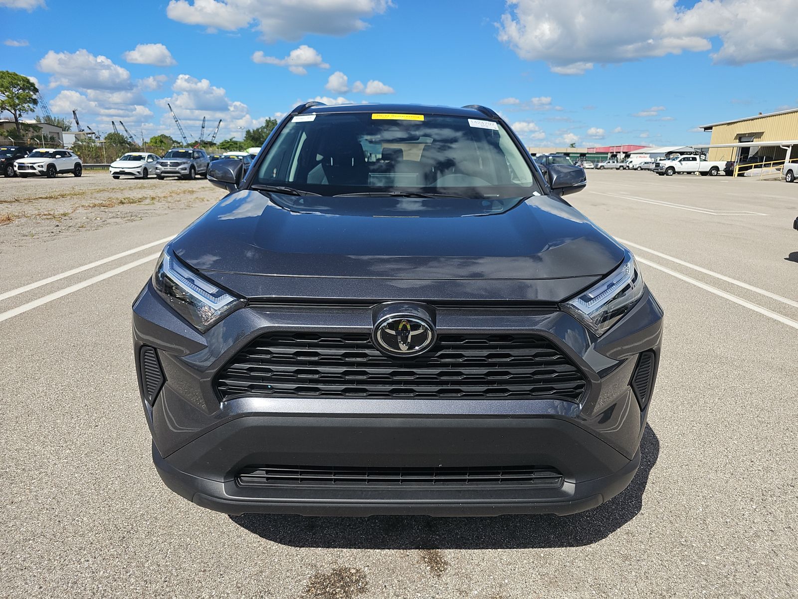 2025 Toyota RAV4 XLE FWD