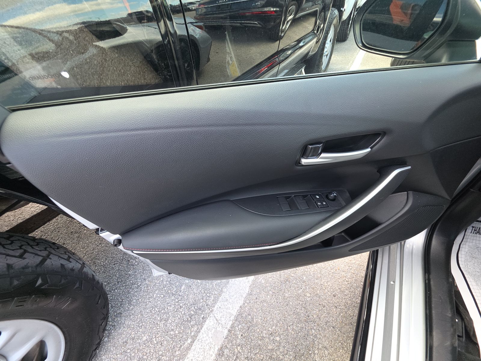 2023 Toyota Corolla Hybrid SE FWD