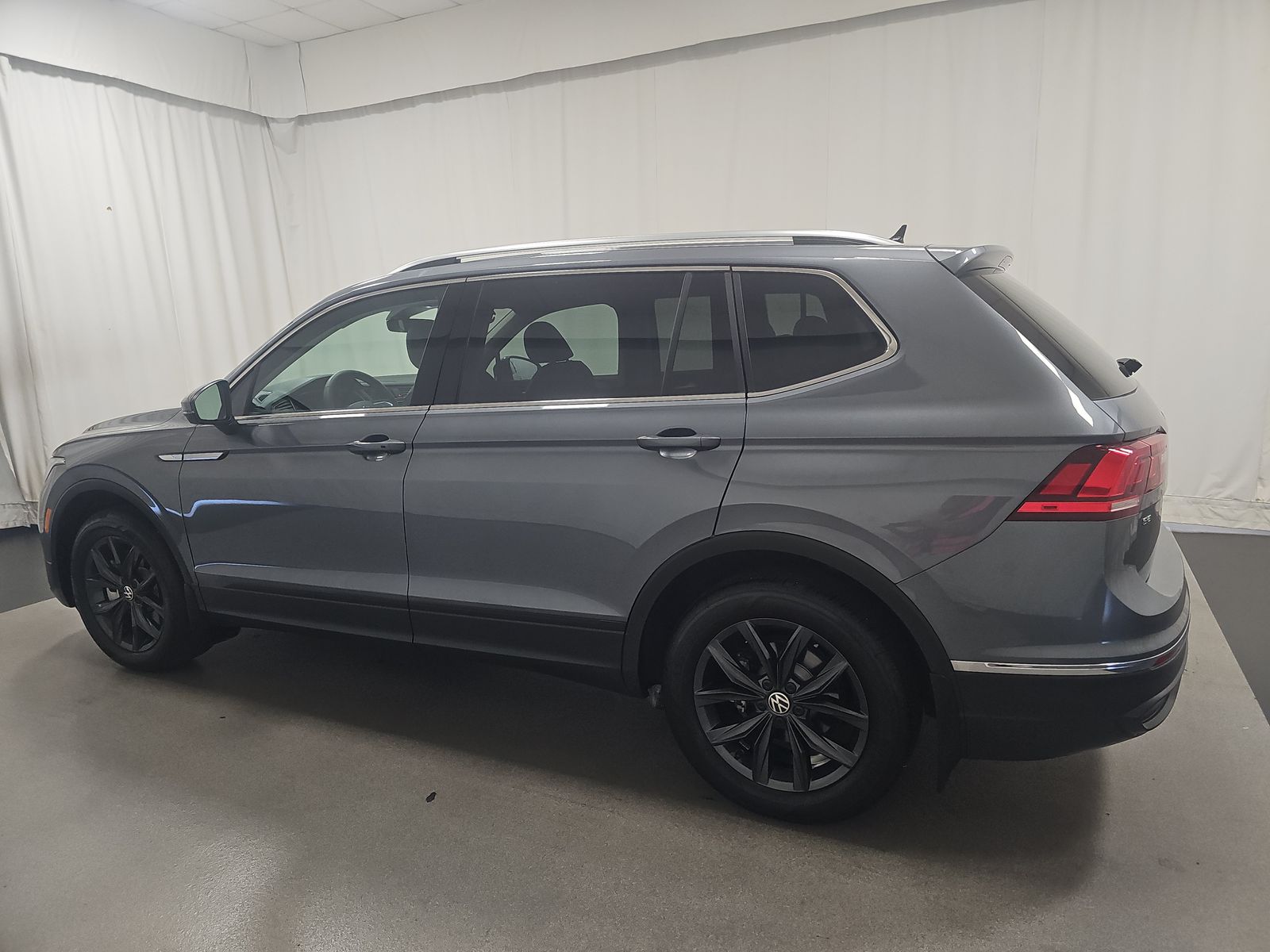 2024 Volkswagen Tiguan 2.0T Wolfsburg Edition FWD