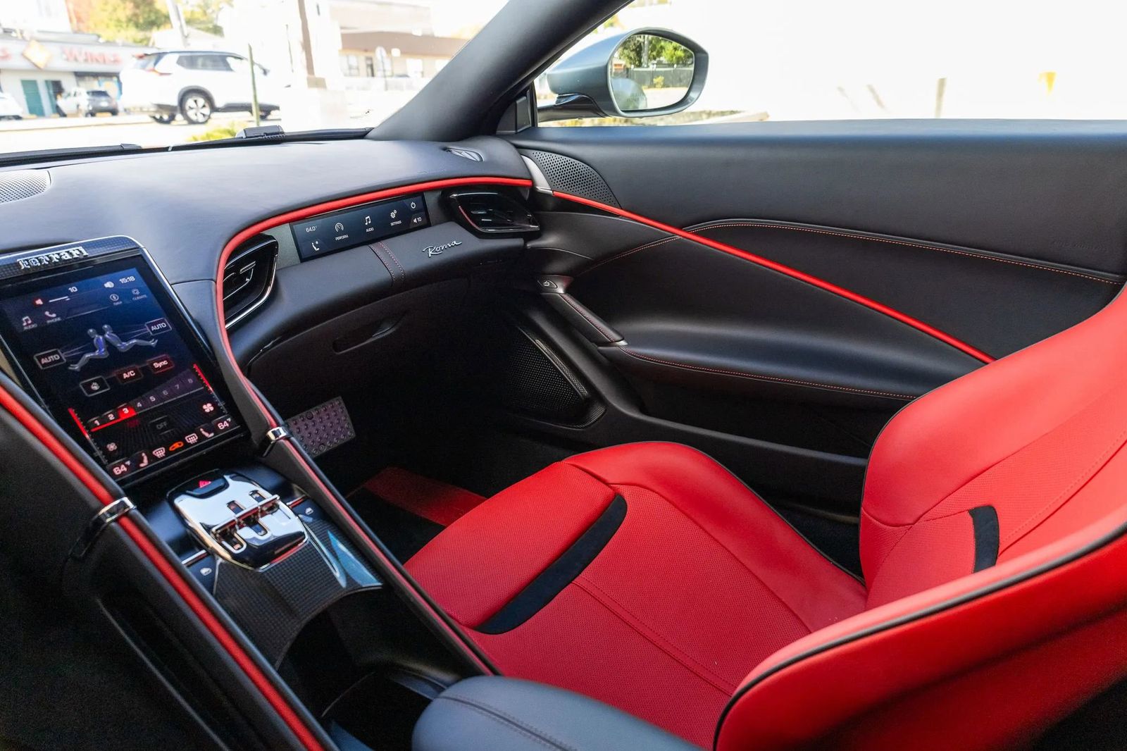 2024 Ferrari Roma Base RWD