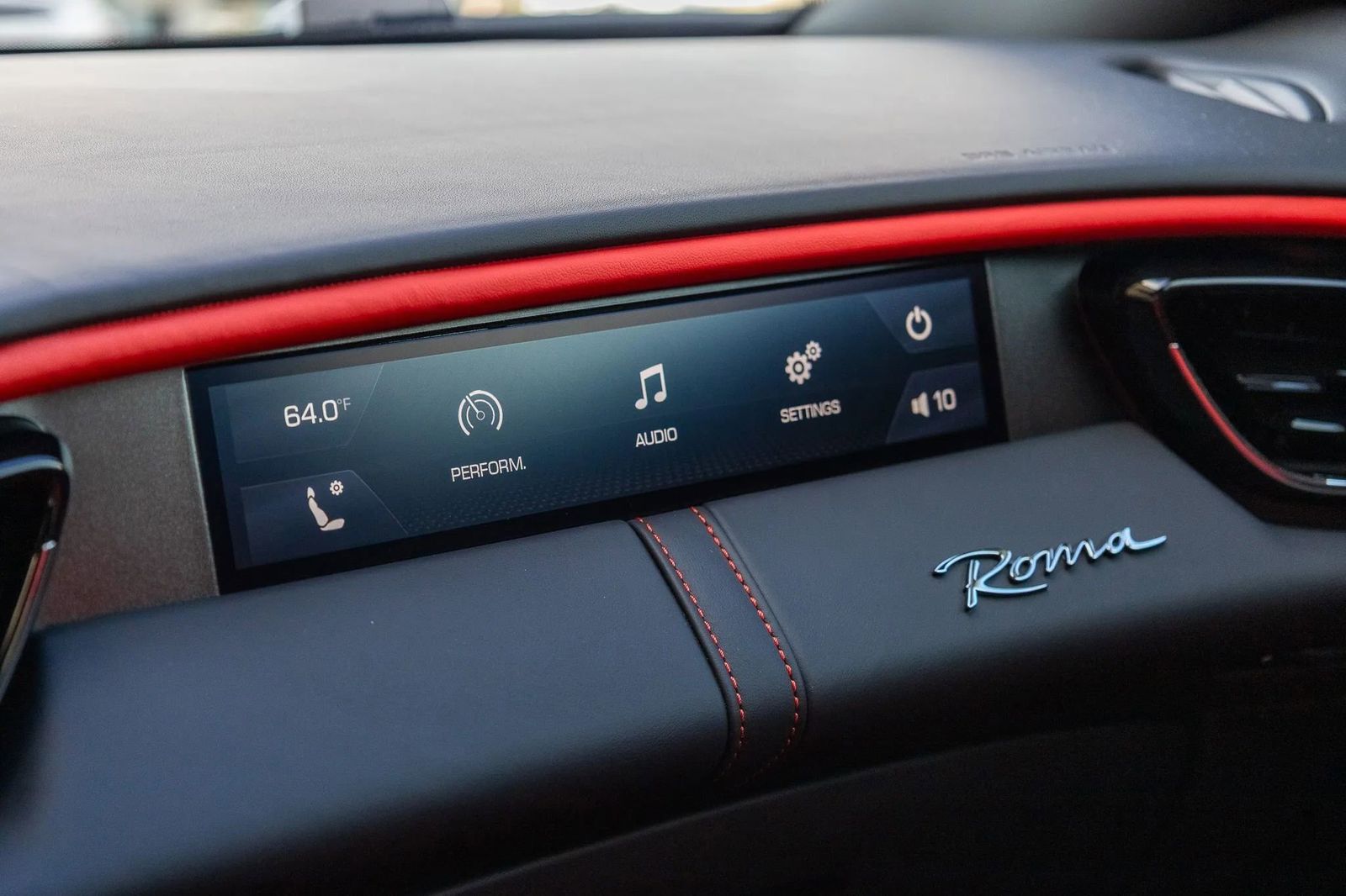 2024 Ferrari Roma Base RWD