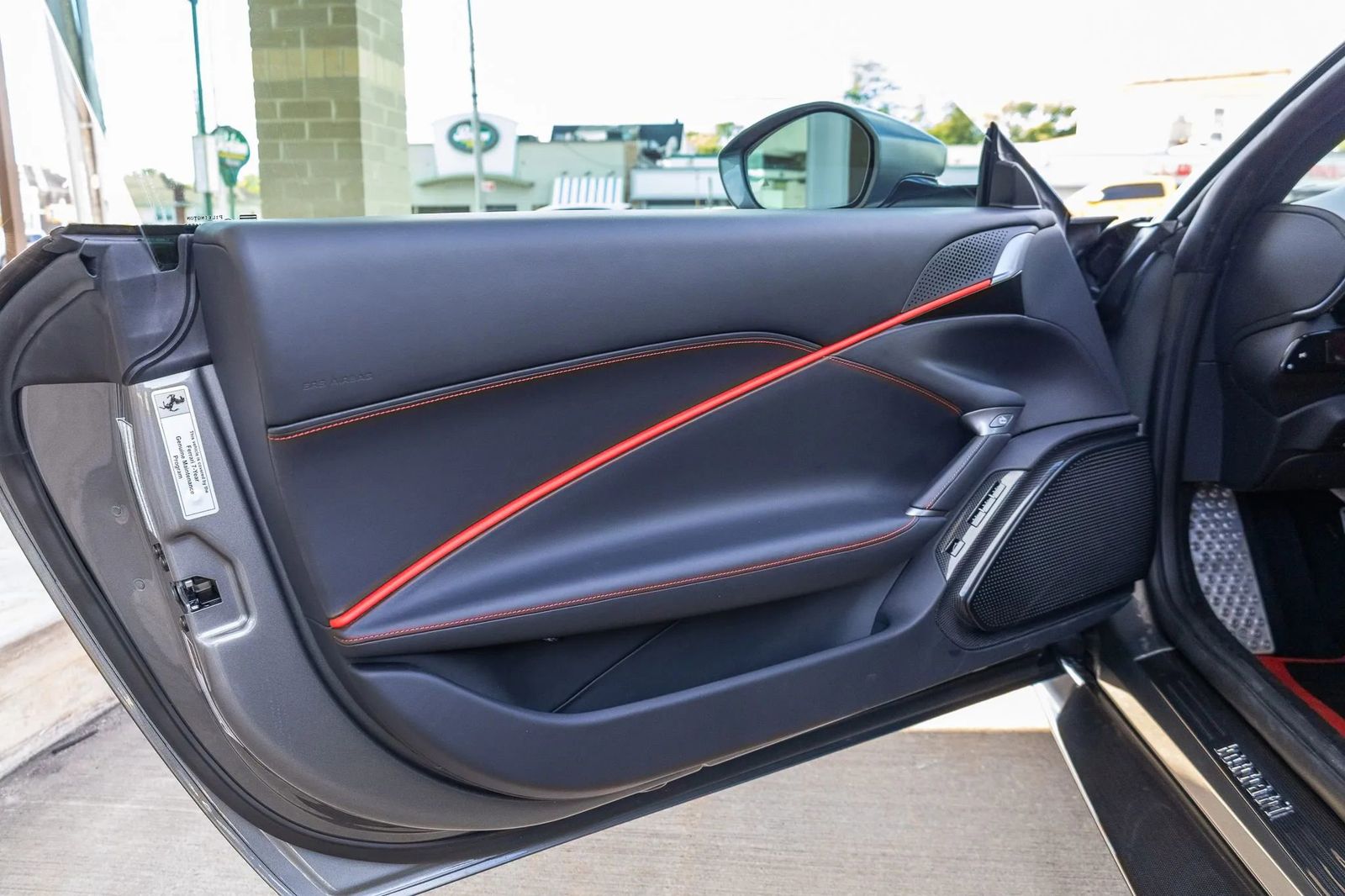 2024 Ferrari Roma Base RWD