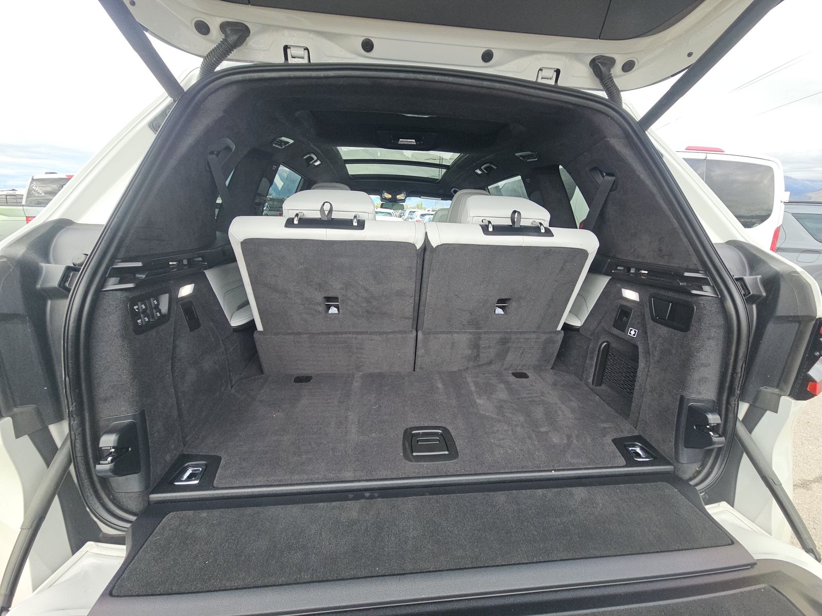 2025 BMW X7 xDrive40i AWD