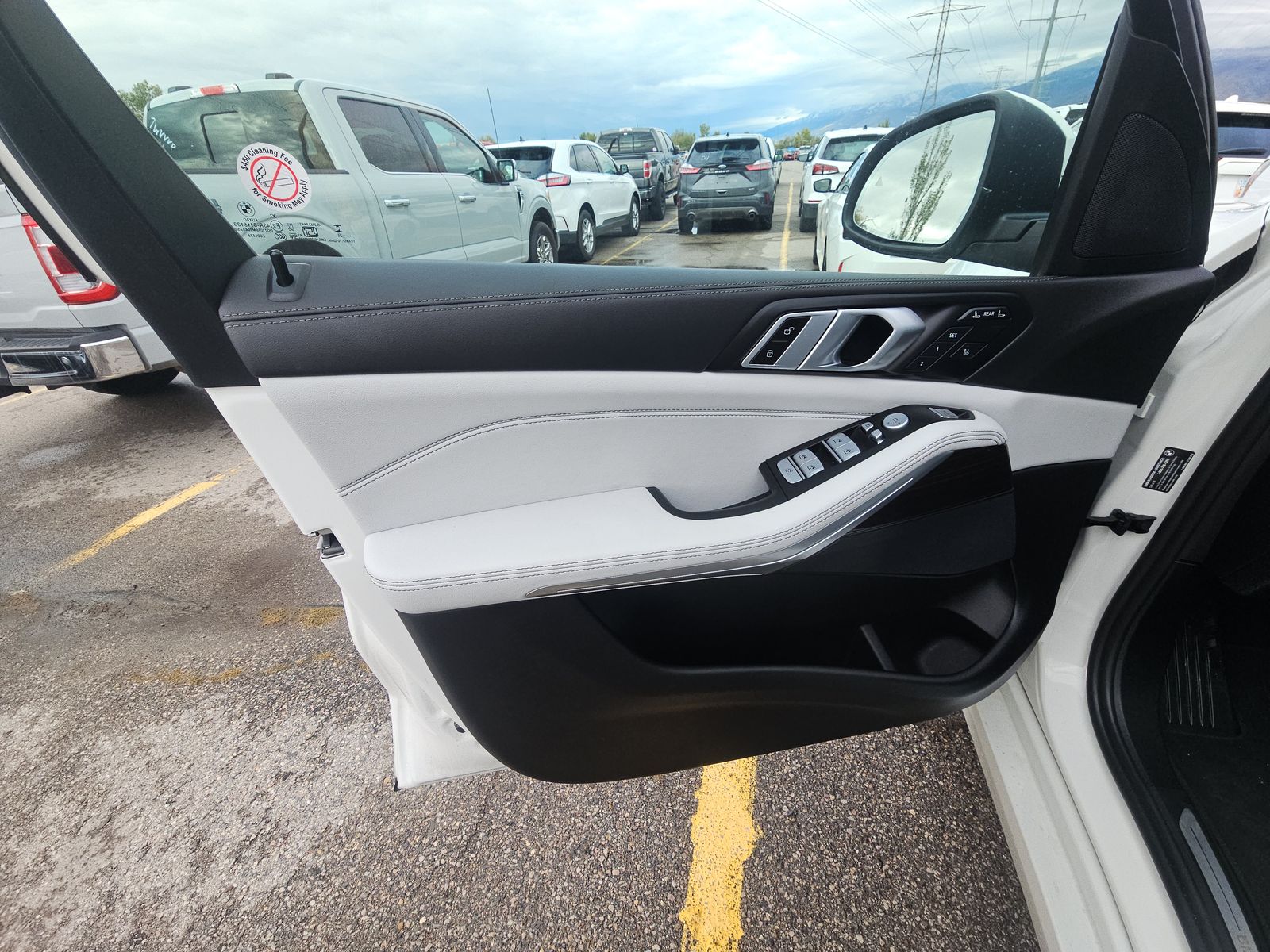 2025 BMW X7 xDrive40i AWD