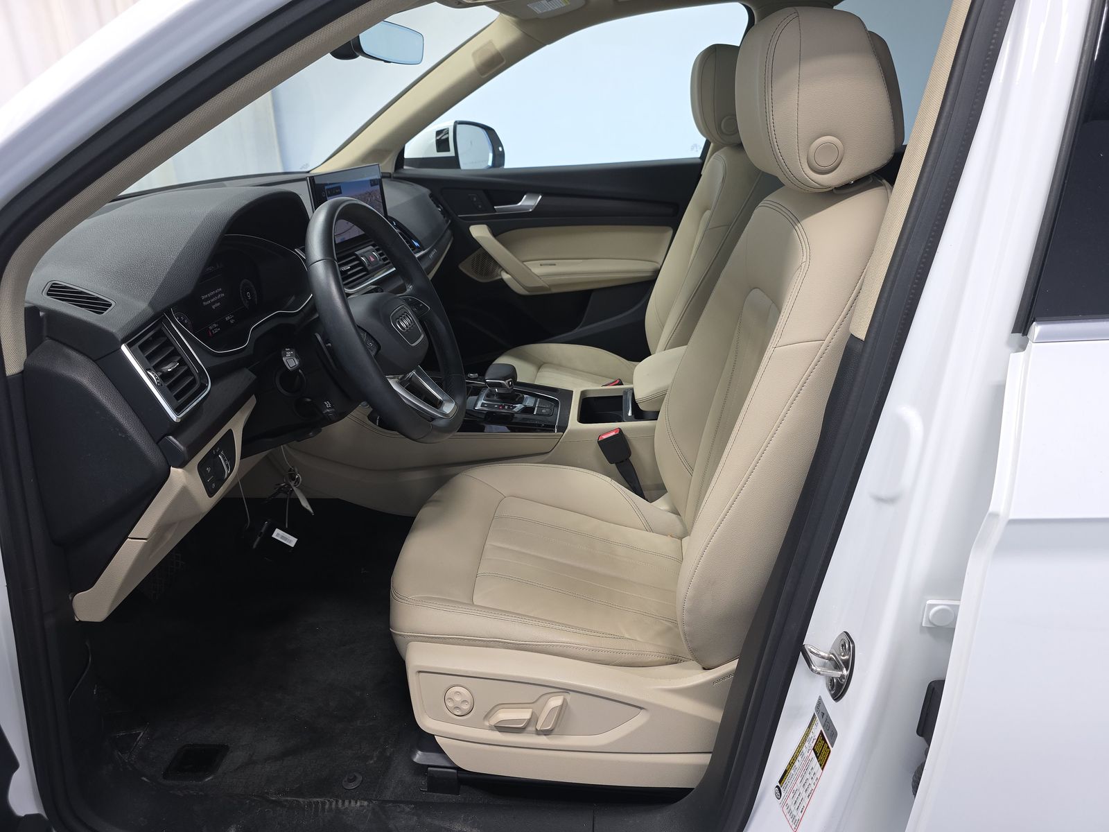 2022 Audi Q5 S line Premium Plus AWD