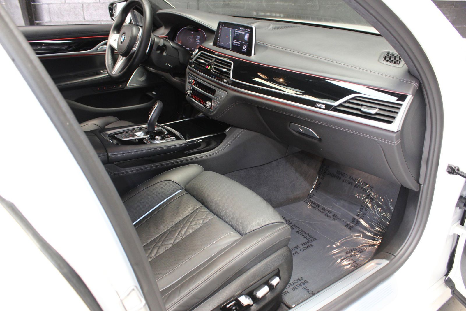 2022 BMW 7 Series 750i xDrive AWD