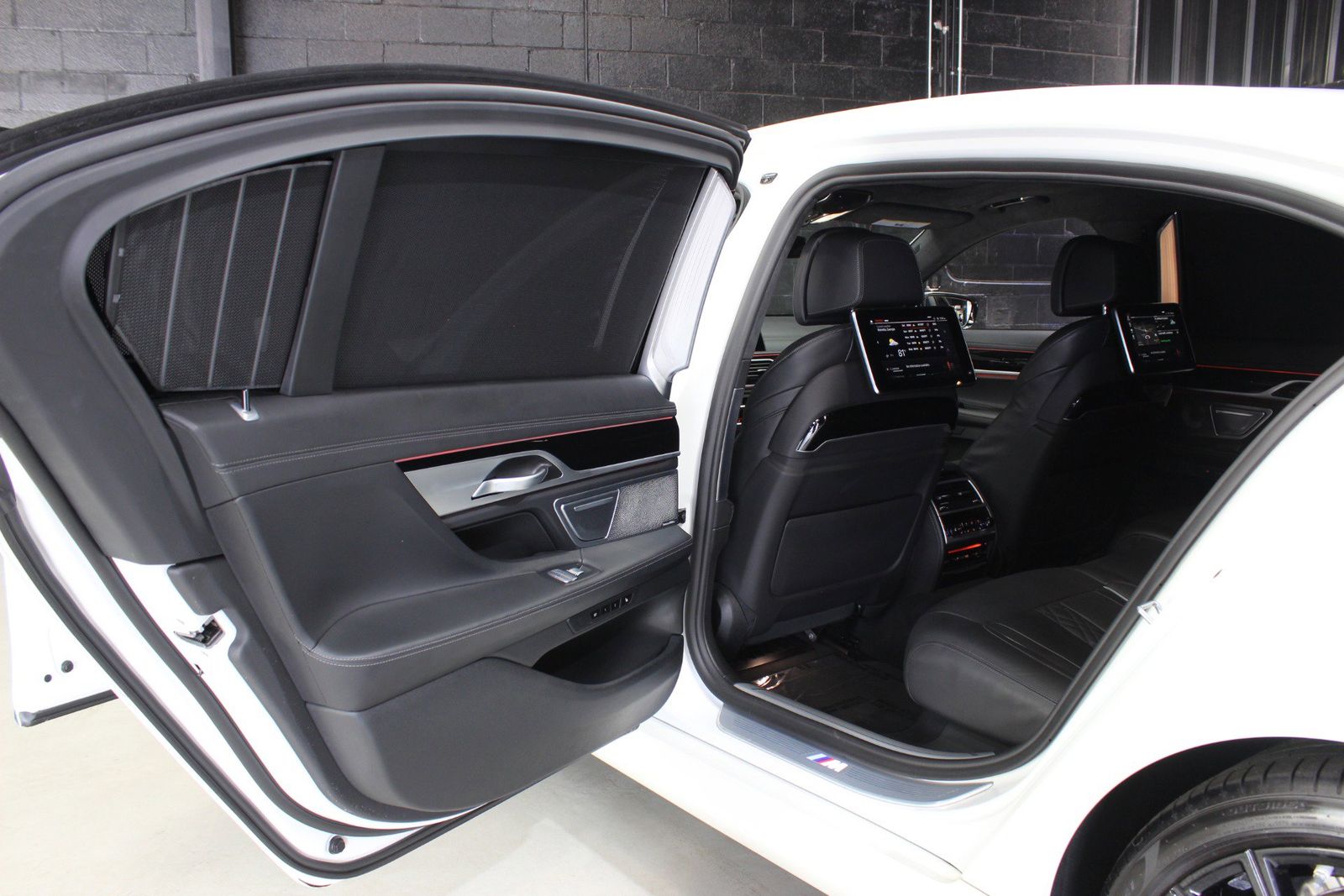 2022 BMW 7 Series 750i xDrive AWD