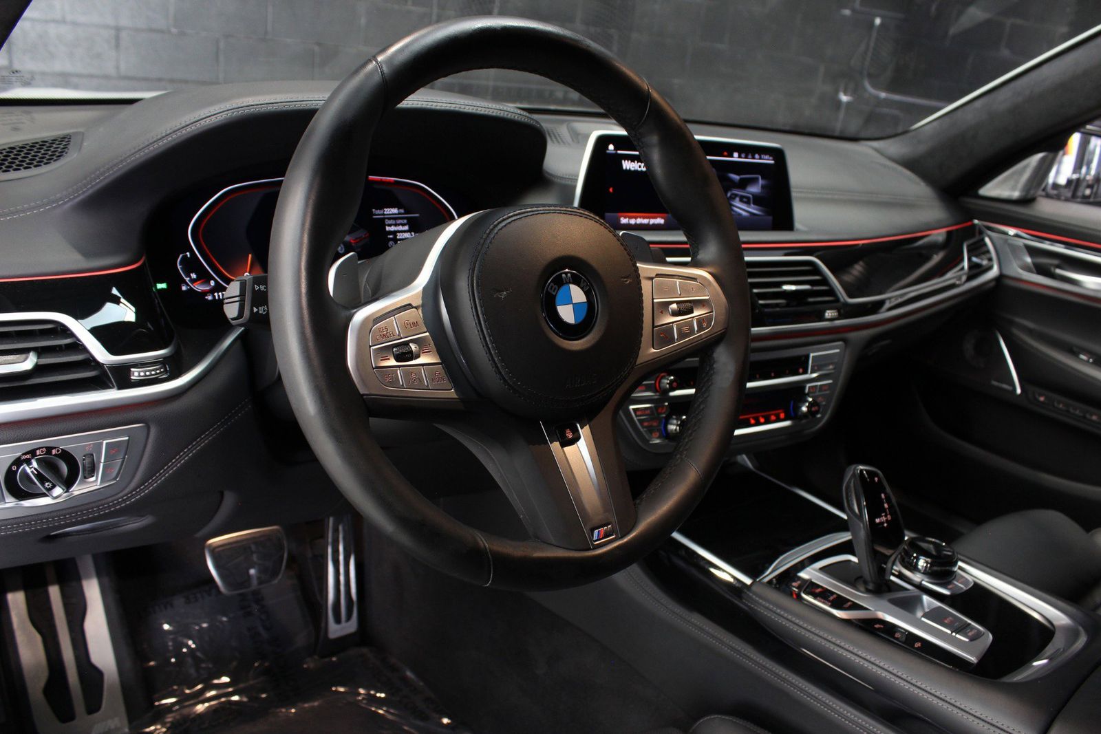 2022 BMW 7 Series 750i xDrive AWD