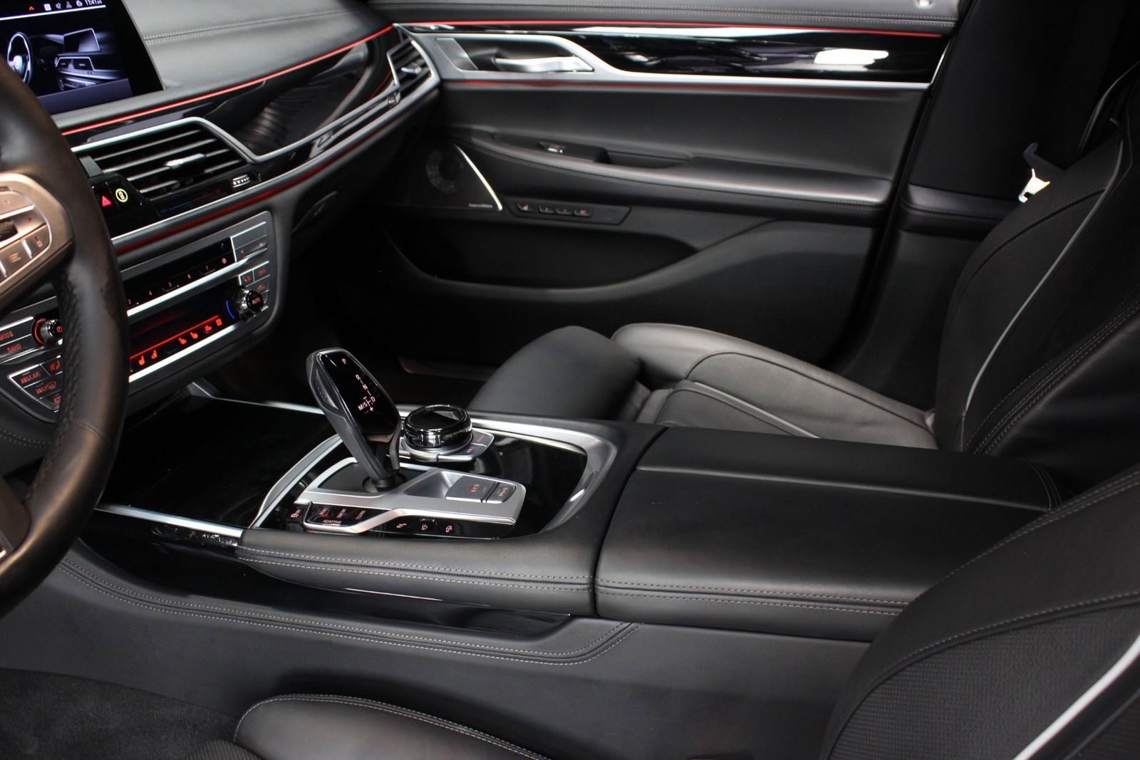 2022 BMW 7 Series 750i xDrive AWD