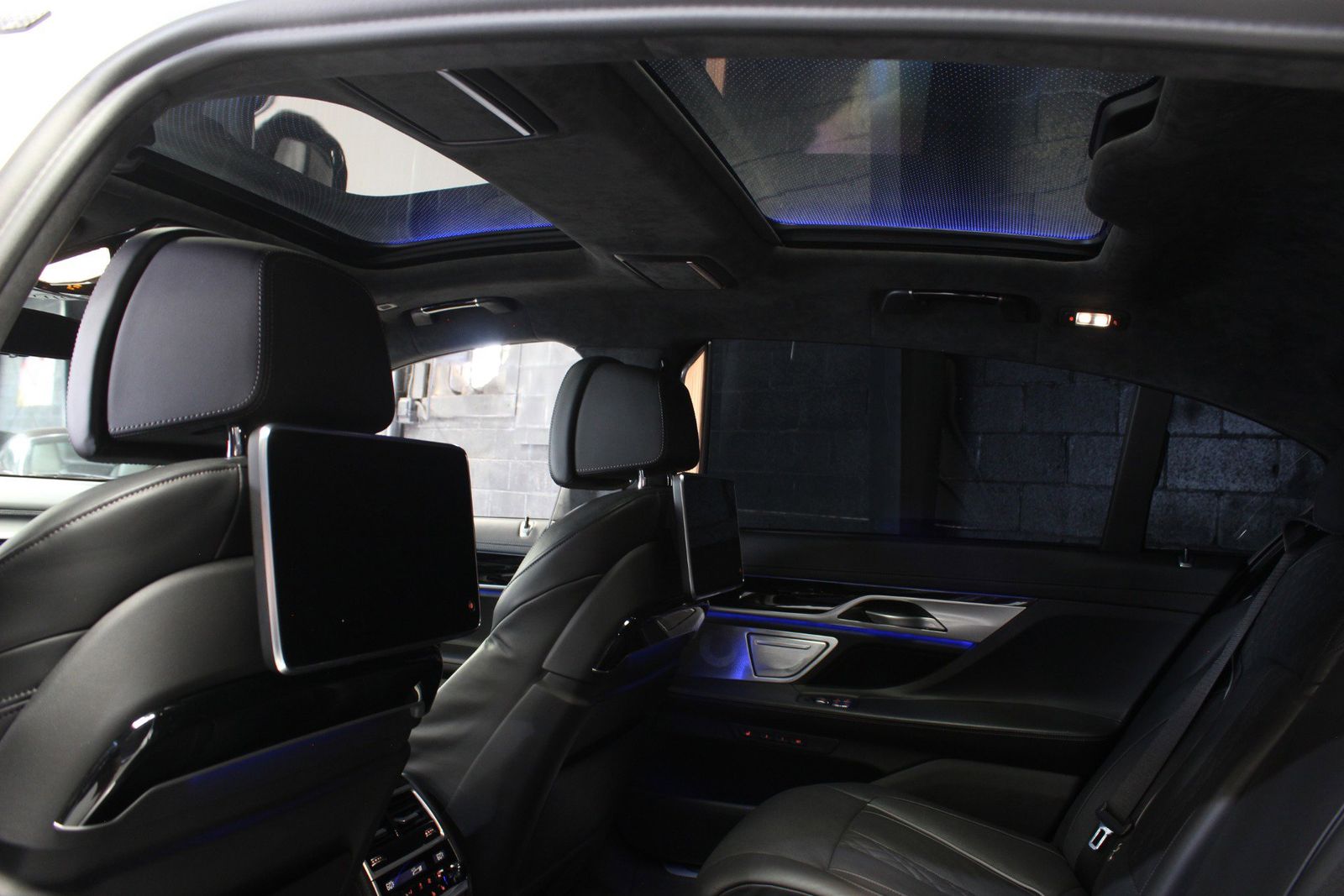 2022 BMW 7 Series 750i xDrive AWD