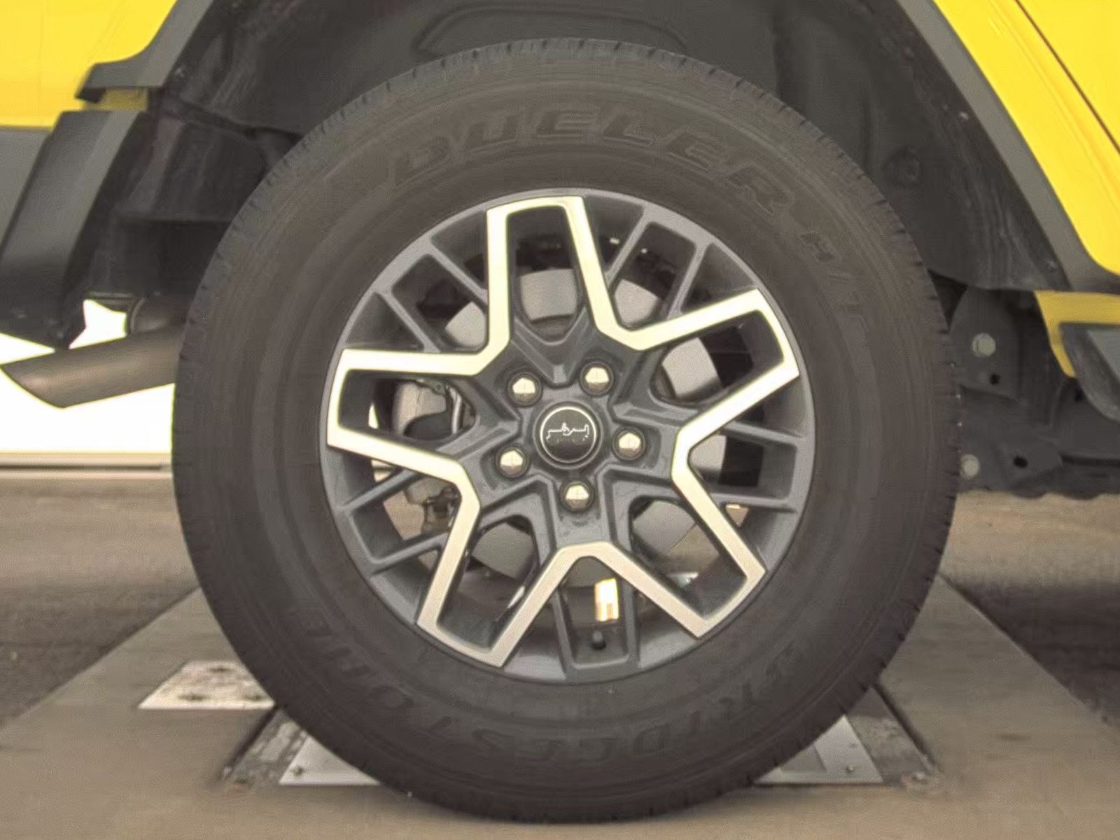 2024 Jeep Wrangler Sahara AWD