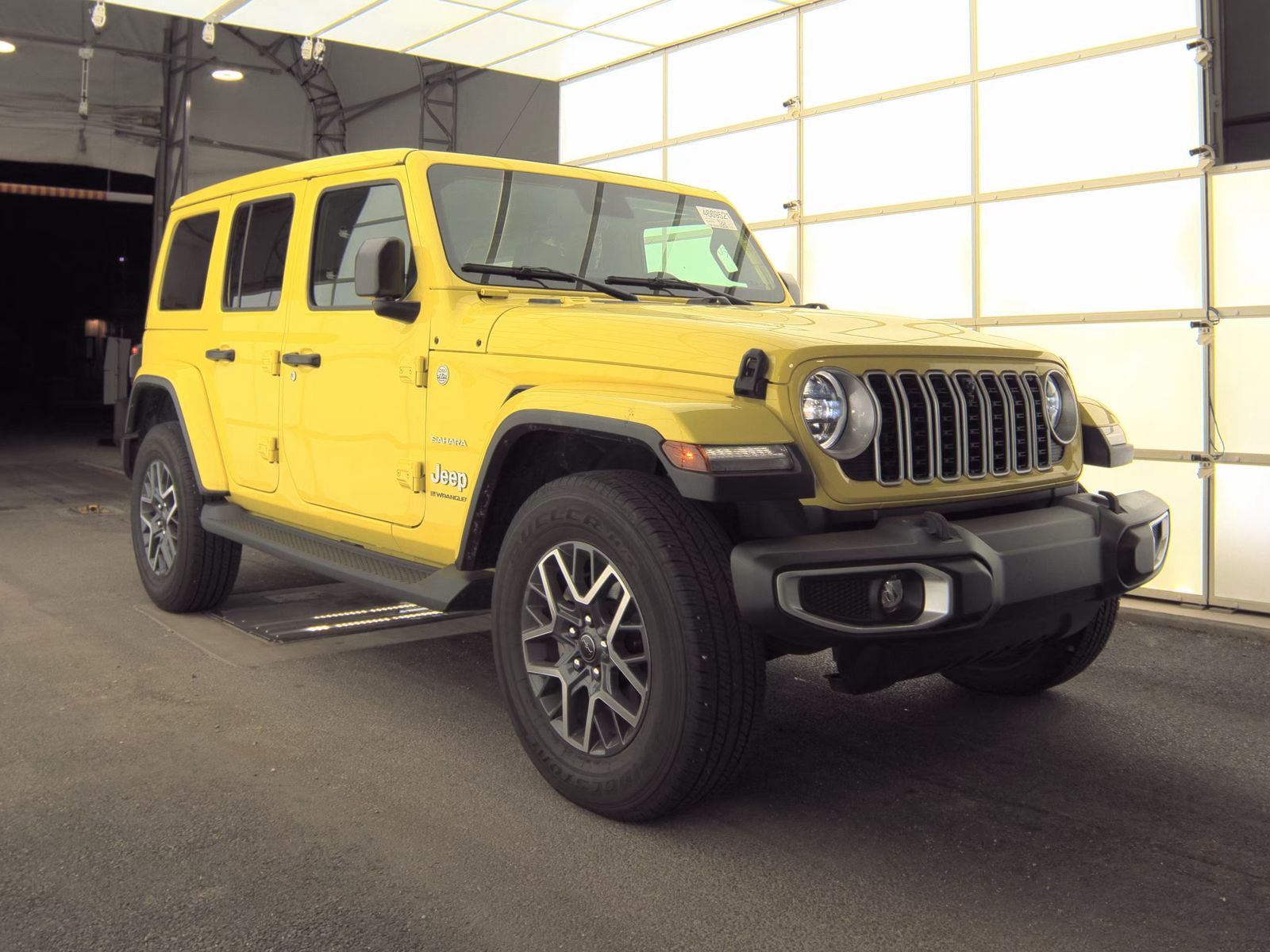 2024 Jeep Wrangler Sahara AWD