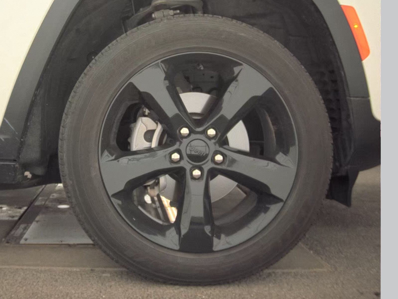 2024 Jeep Grand Cherokee Altitude AWD