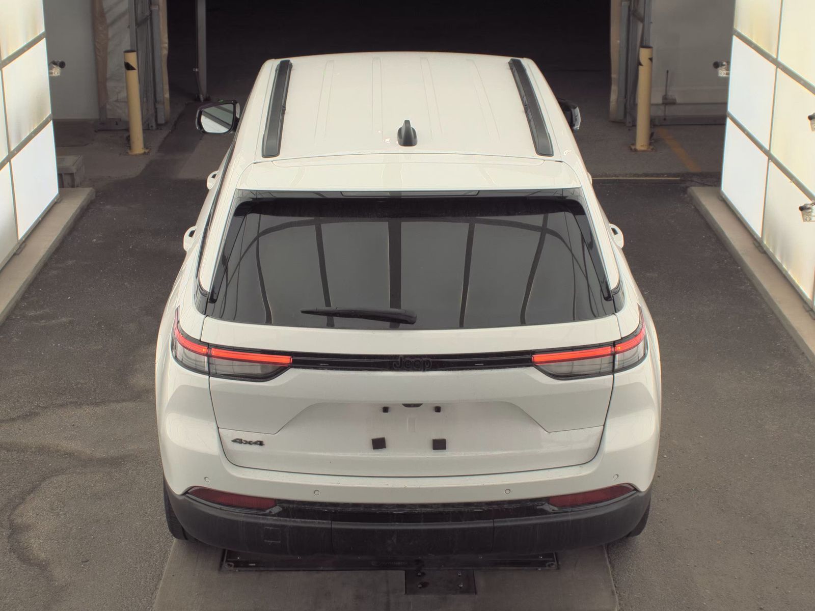 2024 Jeep Grand Cherokee Altitude AWD