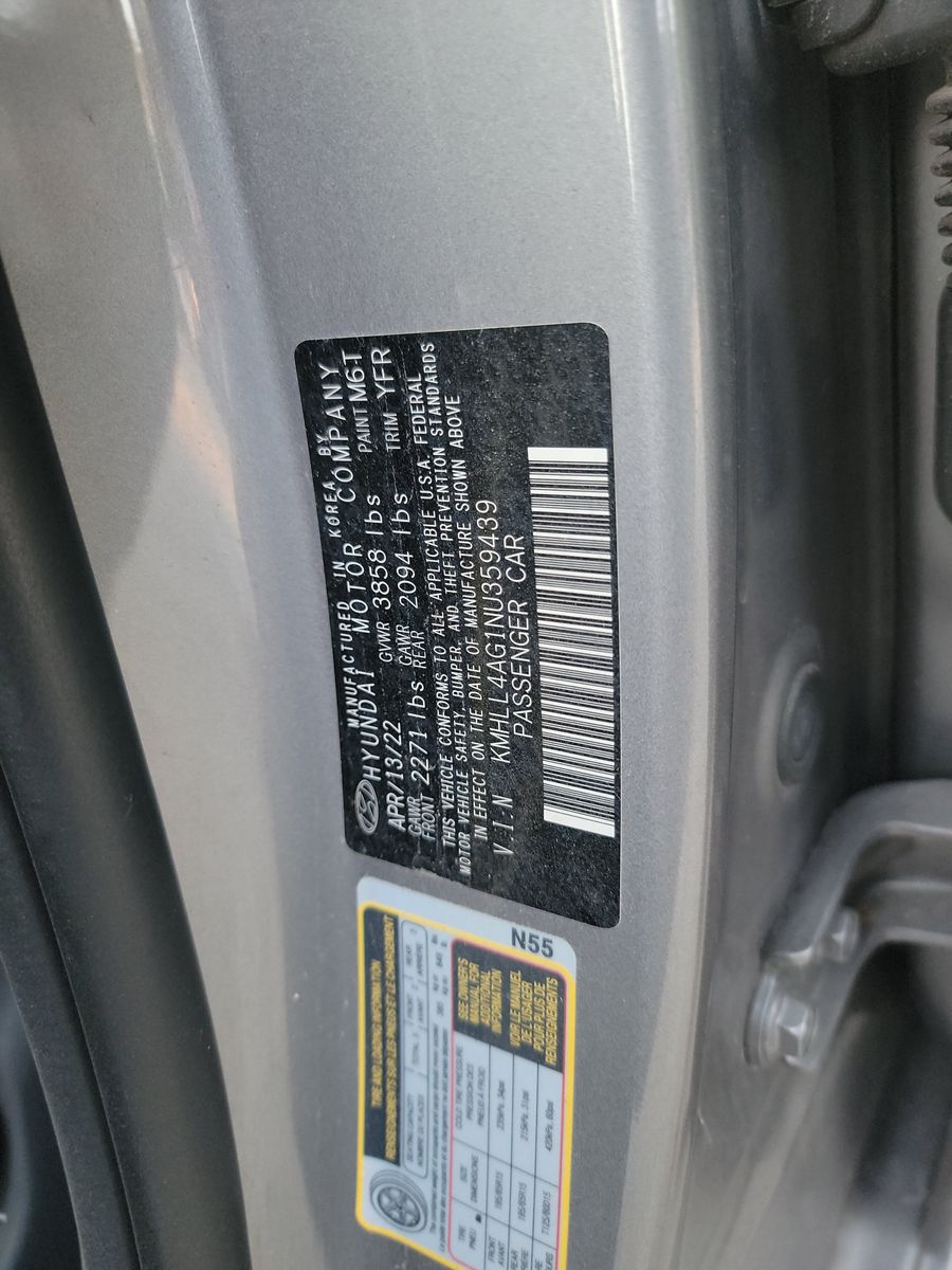 2022 Hyundai Elantra SE FWD