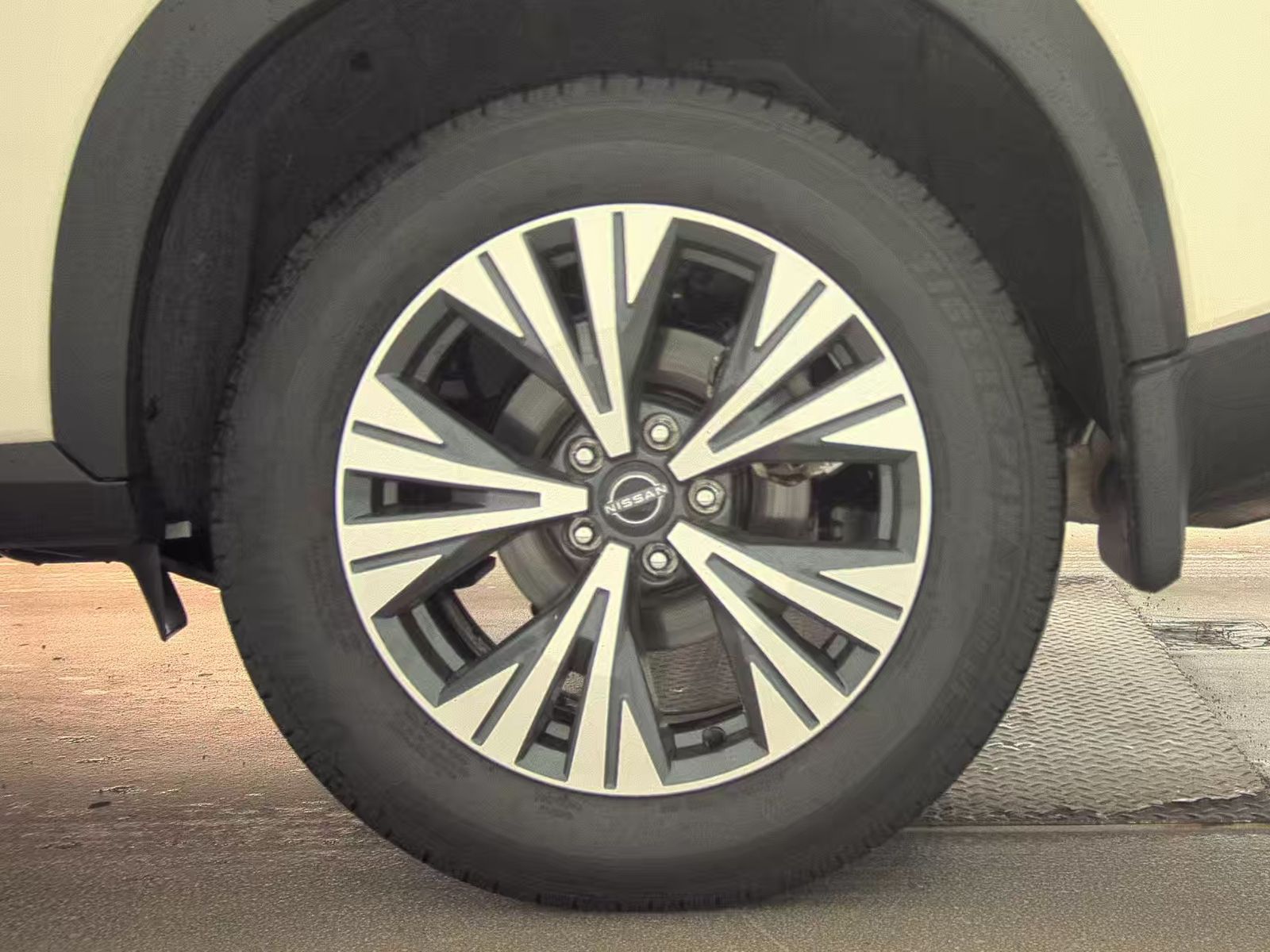 2023 Nissan Rogue SV AWD