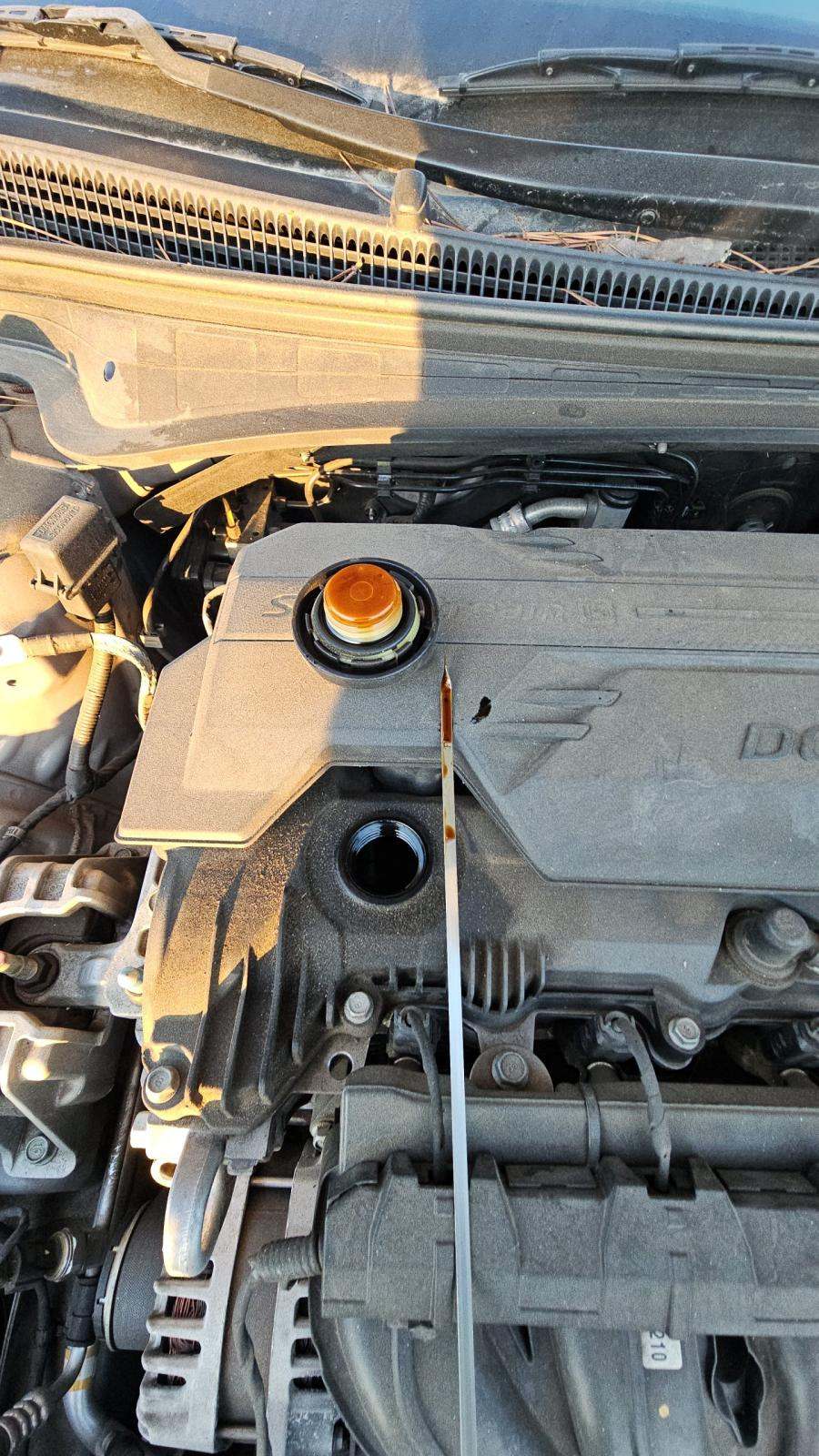 2022 Hyundai Elantra SE FWD