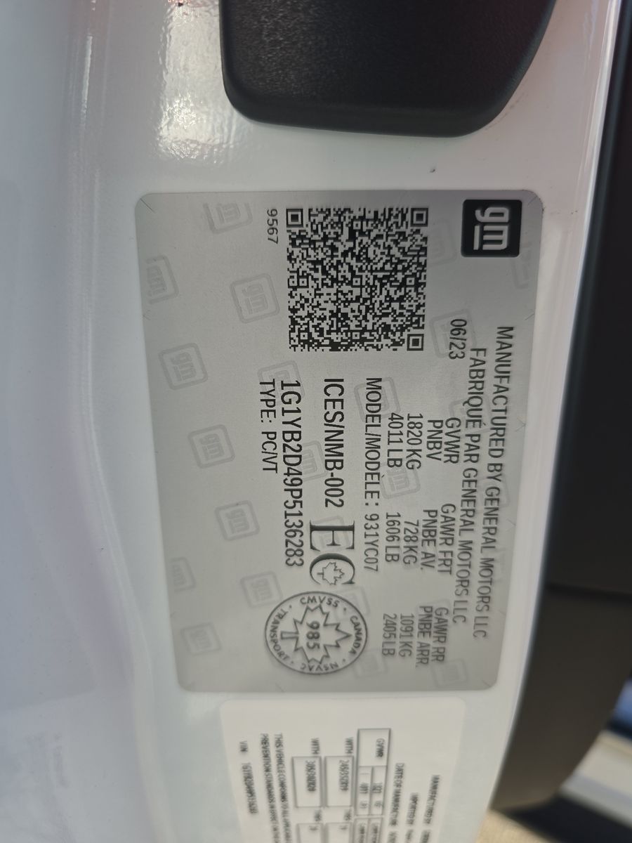 2023 Chevrolet Corvette Stingray FWD