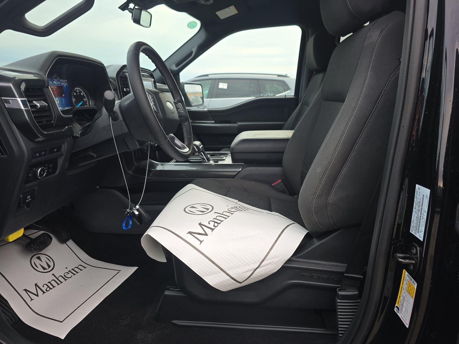 2023 Ford F-150 XLT AWD