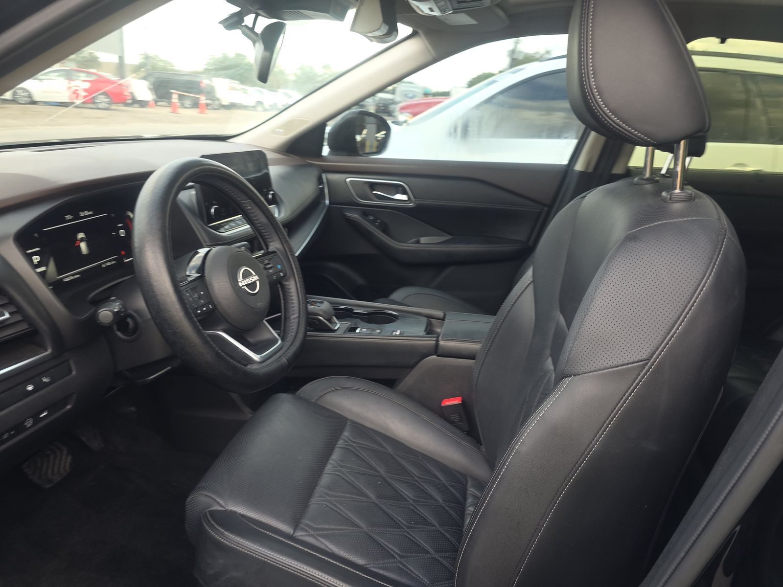 2023 Nissan Rogue Platinum FWD