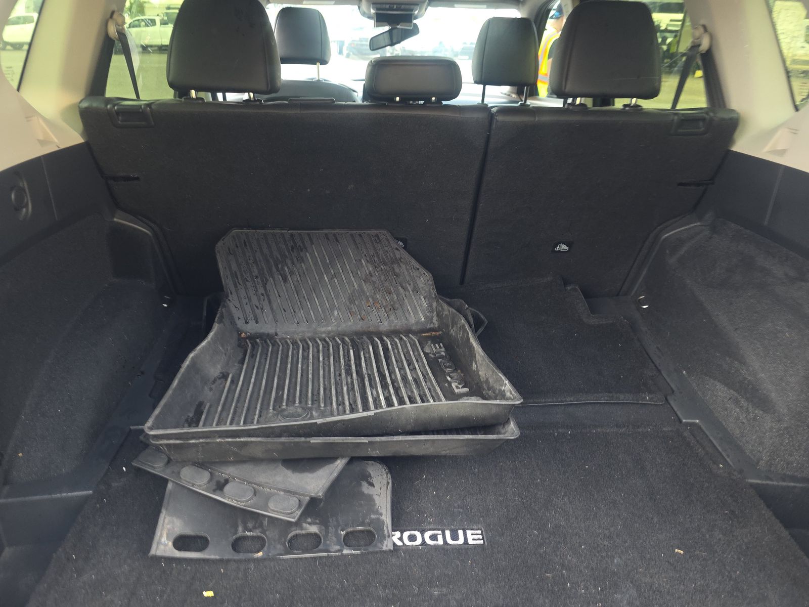 2023 Nissan Rogue Platinum FWD