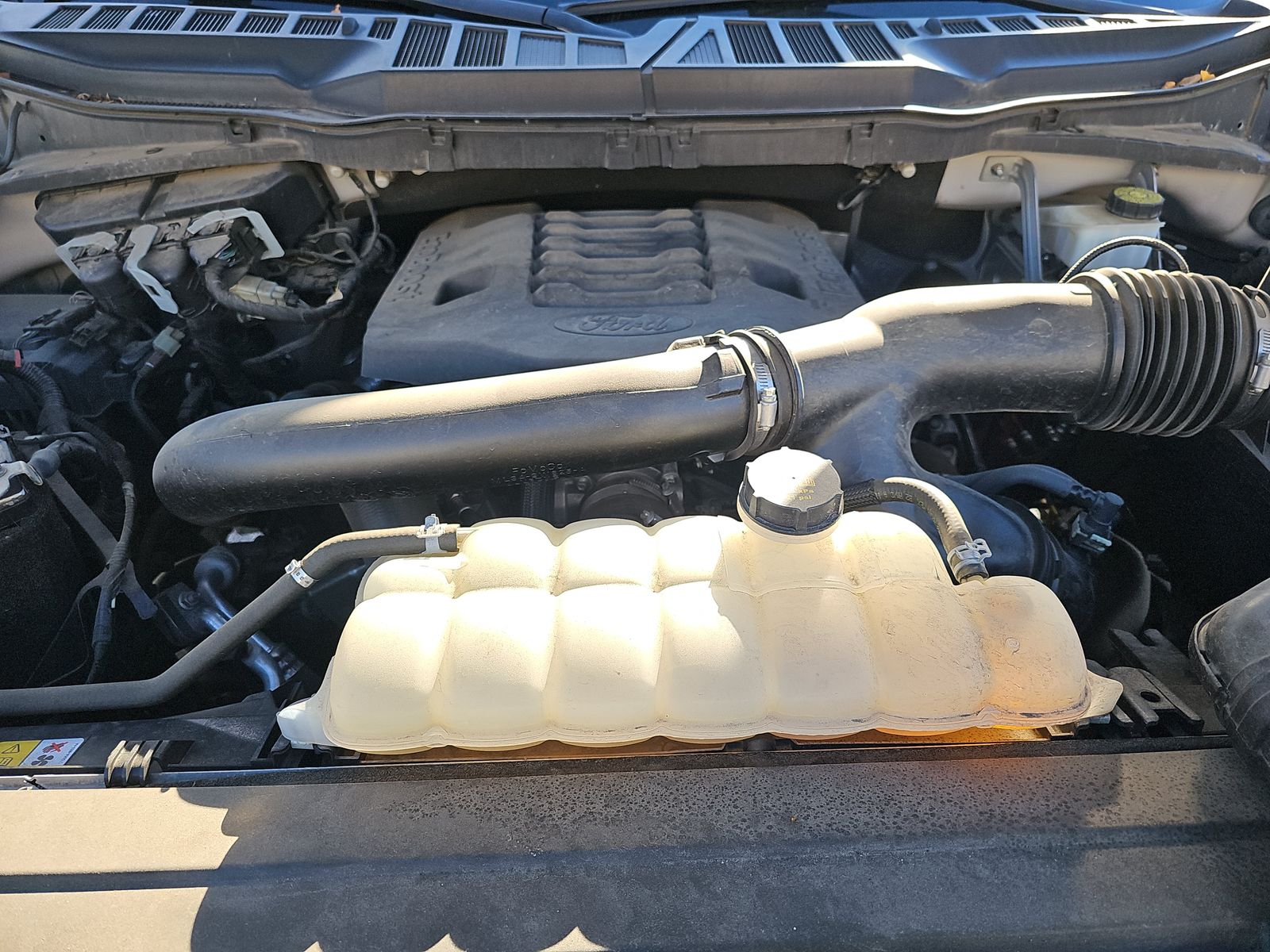 2022 Ford F-150 Lariat AWD