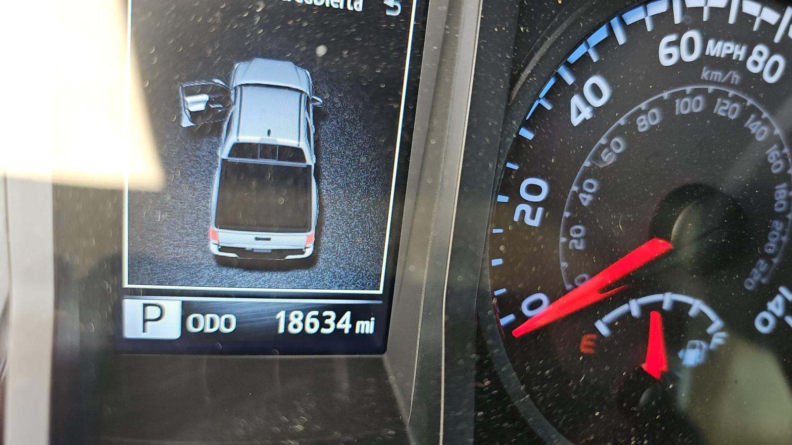 2022 Toyota Tacoma SR AWD