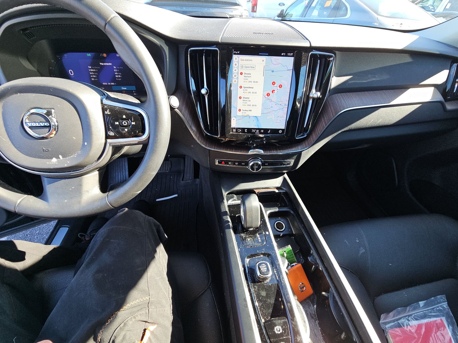 2023 Volvo XC60 Recharge T8 Plus AWD