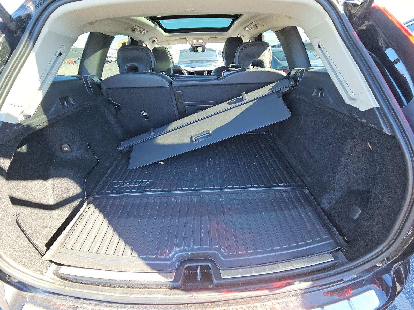 2023 Volvo XC60 Recharge T8 Plus AWD