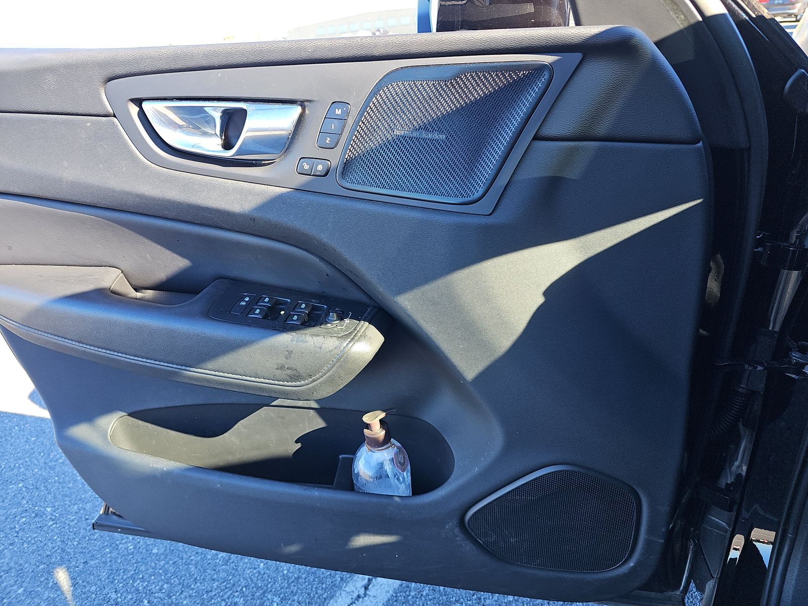 2023 Volvo XC60 Recharge T8 Plus AWD