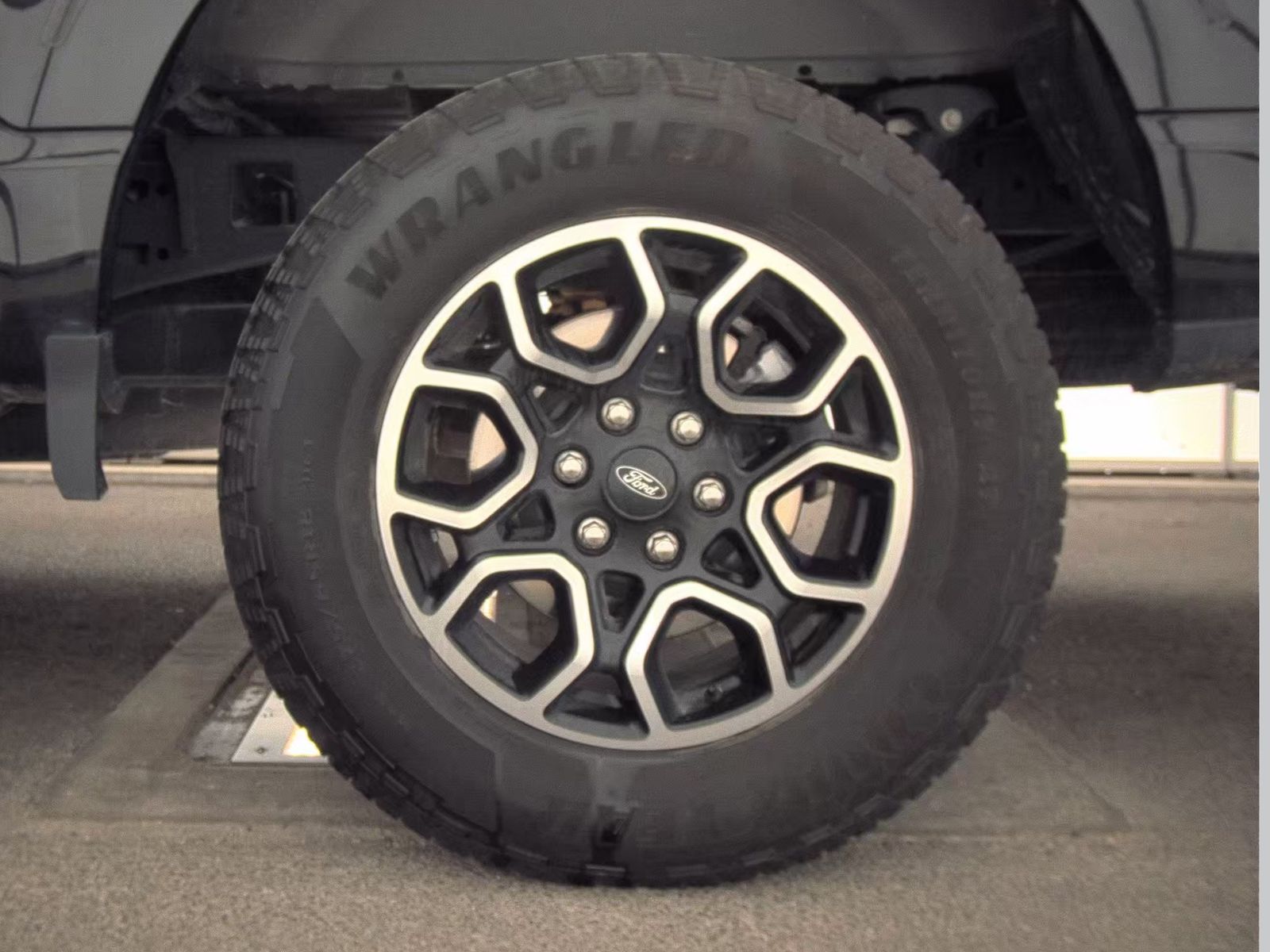 2023 Ford F-150 XLT AWD